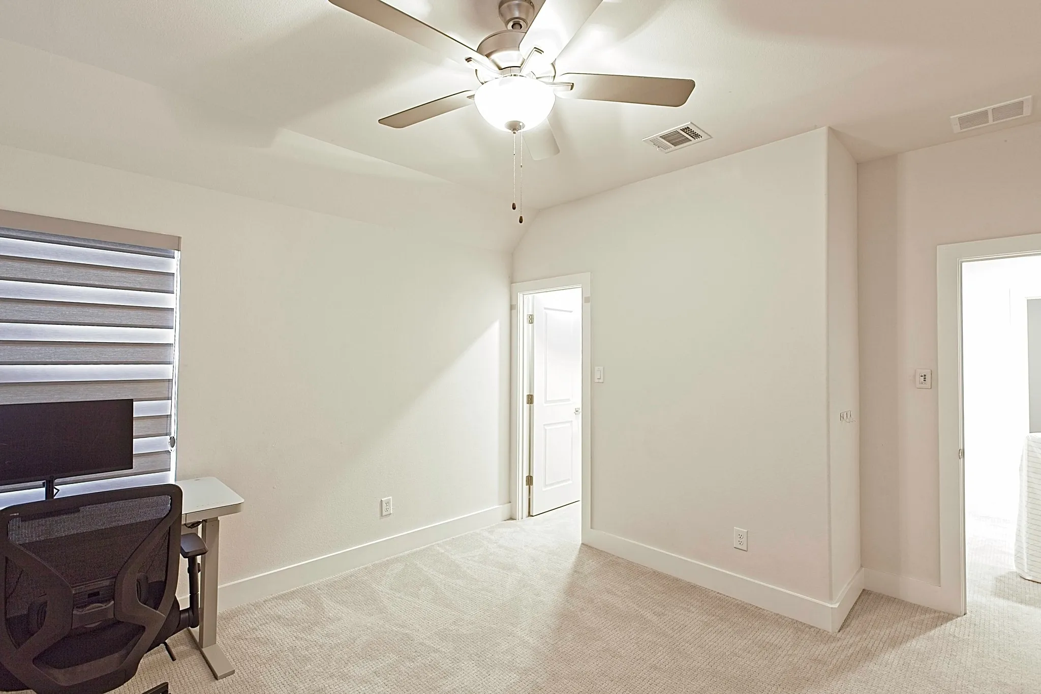Single Family Residence For Rent in Collin County , 3041 Gaulding Drive, Prosper, Texas 75078, 4 Bedroom, 5 Bathroom, 3 Garage spaces, 3,879 Sqft, built in 2021, mls#21390432, Real Estate Agent in Prosper, Homes For Rent in Collin county, Homes For Rent in Prosper, Realtor in Prosper Texas, Real Estate Brokerage Independent Realty Texas, Luminita Cordes Realtor