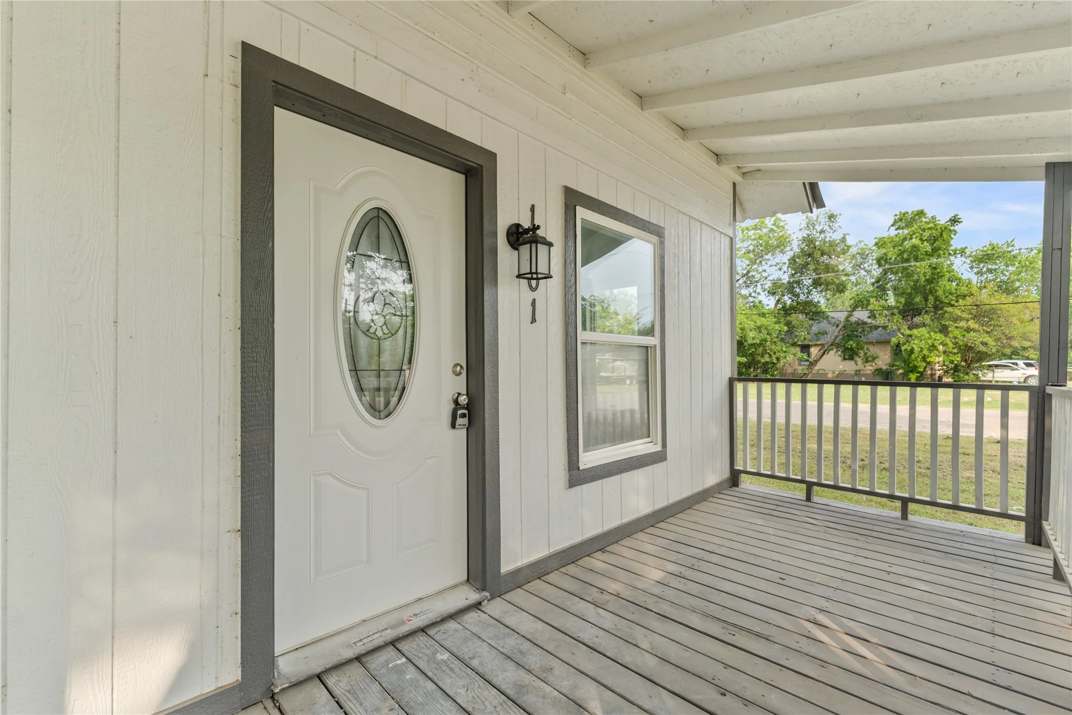Single Family Residence For Sale in Mc Lennan County , 1601 N 11TH Street, Waco, Texas 76707, 3 Bedroom, 2 Bathroom, Garage spaces, 1,568 Sqft, built in 1920, mls#21388721, Real Estate Agent in Waco, Homes For Sale in Mc Lennan county, Homes For Sale in Waco, Realtor in Waco Texas, Real Estate Brokerage Independent Realty Texas, Luminita Cordes Realtor