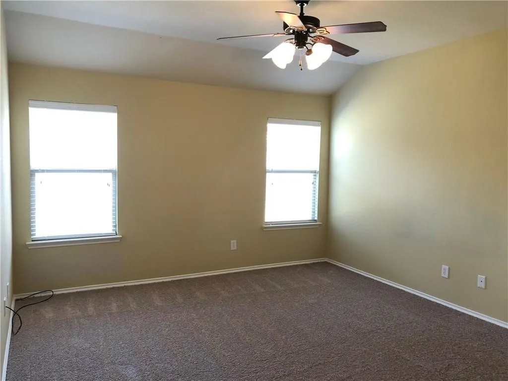 Single Family Residence For Rent in Collin County , 1104 Kaufman Road, Melissa, Texas 75454, 3 Bedroom, 2 Bathroom, 2 Garage spaces, 2,044 Sqft, built in 2009, mls#21390440, Real Estate Agent in Melissa, Homes For Rent in Collin county, Homes For Rent in Melissa, Realtor in Melissa Texas, Real Estate Brokerage Independent Realty Texas, Luminita Cordes Realtor