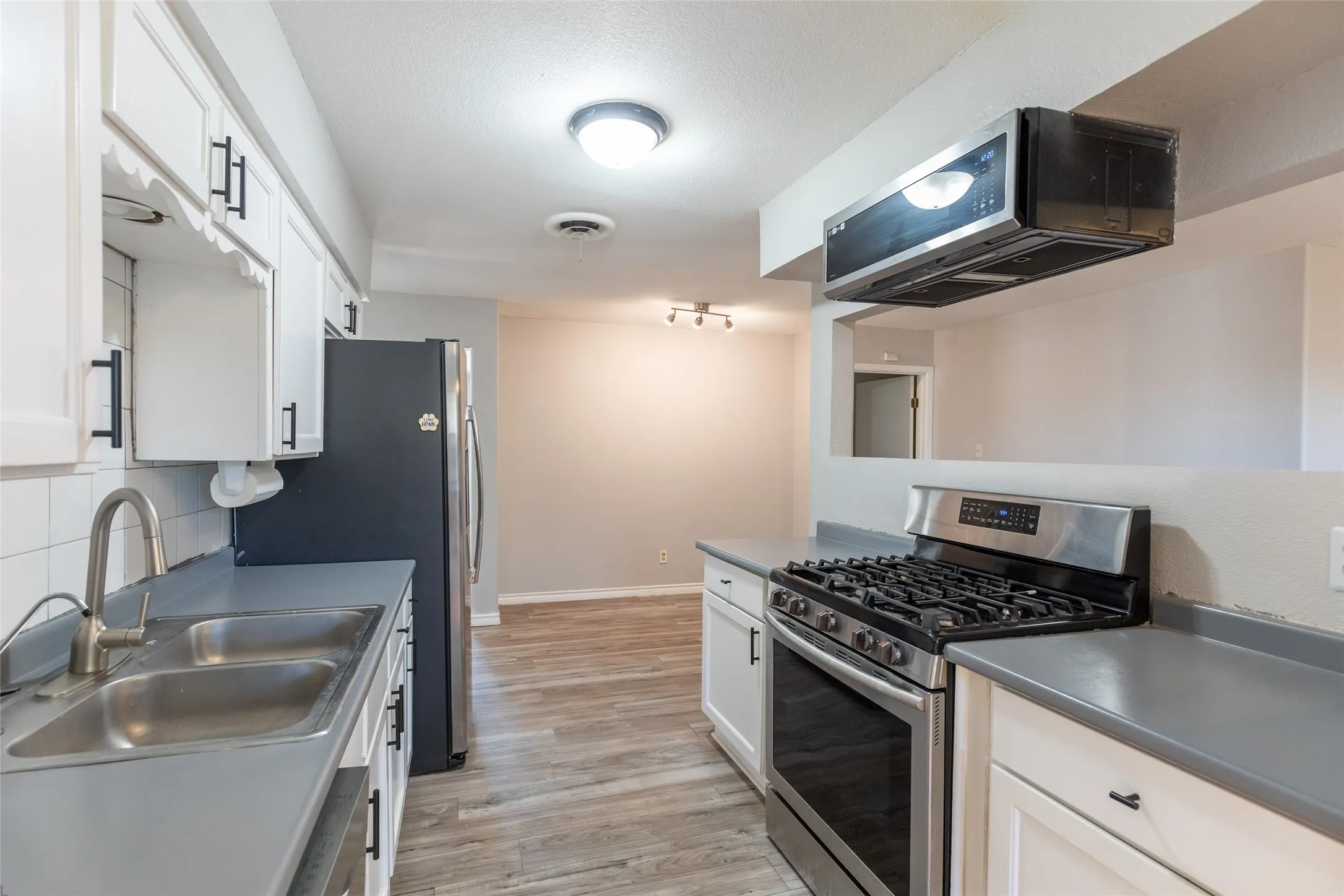 Single Family Residence For Sale in Taylor County , 4526 Don Juan Street, Abilene, Texas 79605, 4 Bedroom, 2 Bathroom, Garage spaces, 1,798 Sqft, built in 1959, mls#21389166, Real Estate Agent in Abilene, Homes For Sale in Taylor county, Homes For Sale in Abilene, Realtor in Abilene Texas, Real Estate Brokerage Independent Realty Texas, Luminita Cordes Realtor