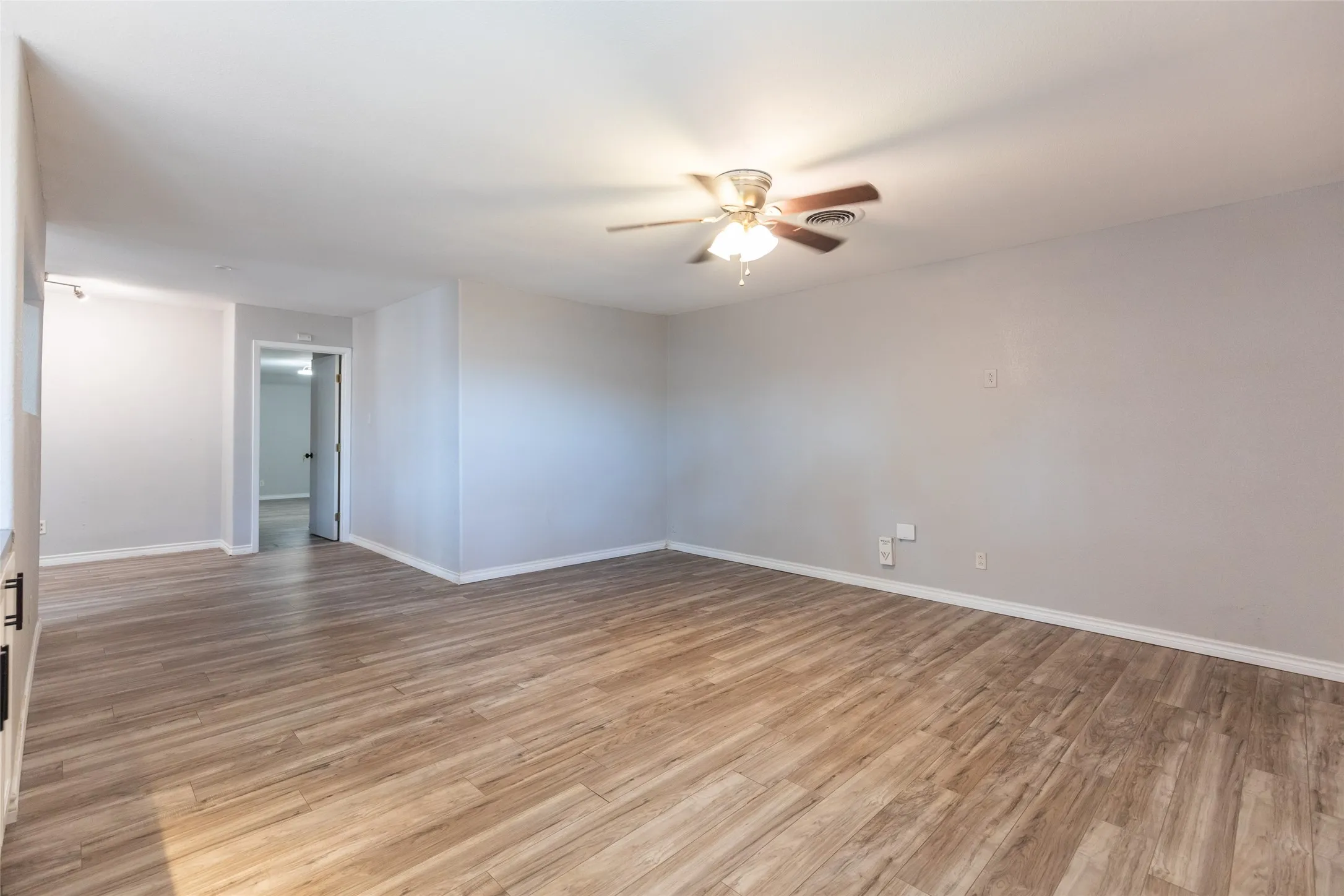Single Family Residence For Sale in Taylor County , 4526 Don Juan Street, Abilene, Texas 79605, 4 Bedroom, 2 Bathroom, Garage spaces, 1,798 Sqft, built in 1959, mls#21389166, Real Estate Agent in Abilene, Homes For Sale in Taylor county, Homes For Sale in Abilene, Realtor in Abilene Texas, Real Estate Brokerage Independent Realty Texas, Luminita Cordes Realtor