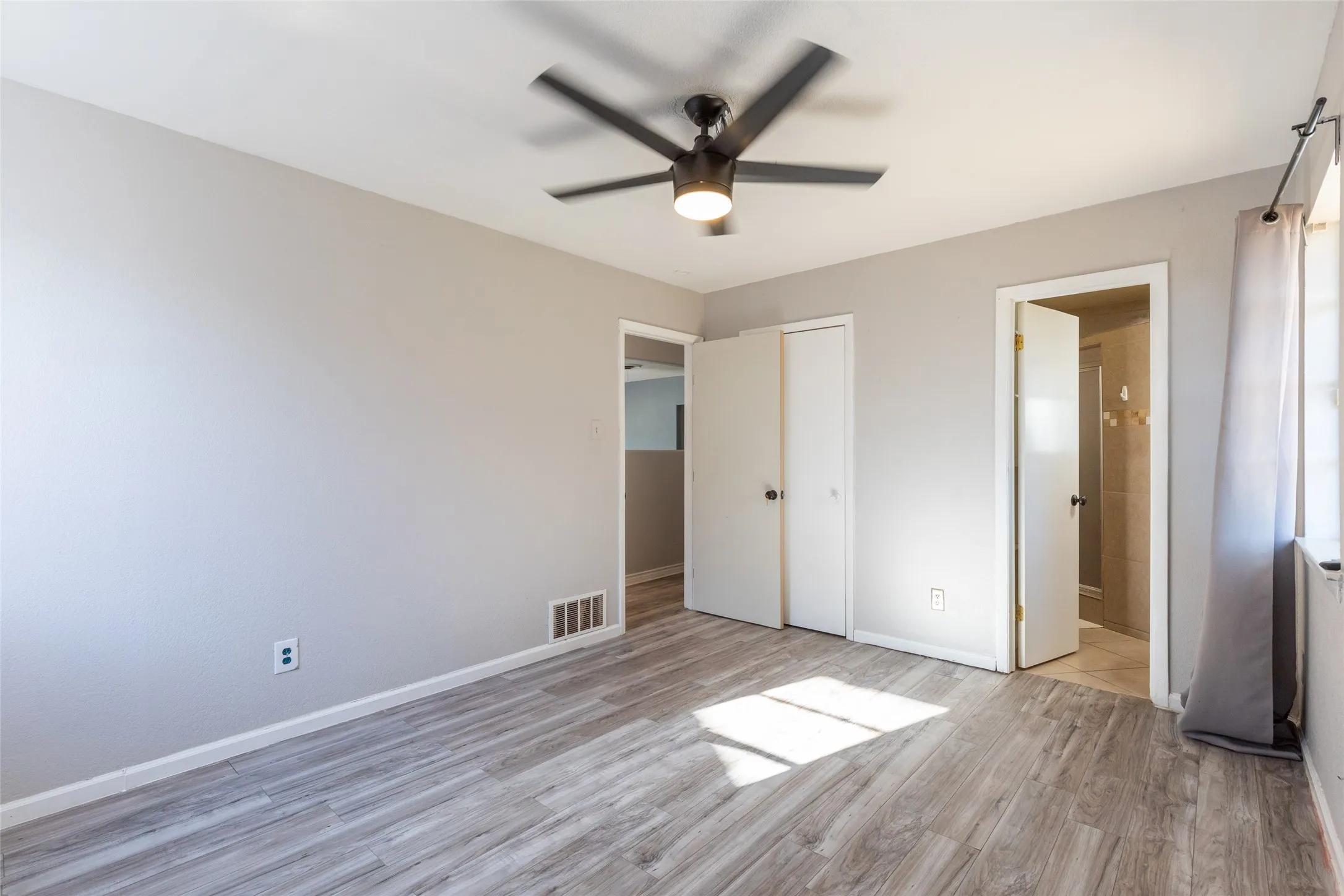 Single Family Residence For Sale in Taylor County , 4526 Don Juan Street, Abilene, Texas 79605, 4 Bedroom, 2 Bathroom, Garage spaces, 1,798 Sqft, built in 1959, mls#21389166, Real Estate Agent in Abilene, Homes For Sale in Taylor county, Homes For Sale in Abilene, Realtor in Abilene Texas, Real Estate Brokerage Independent Realty Texas, Luminita Cordes Realtor