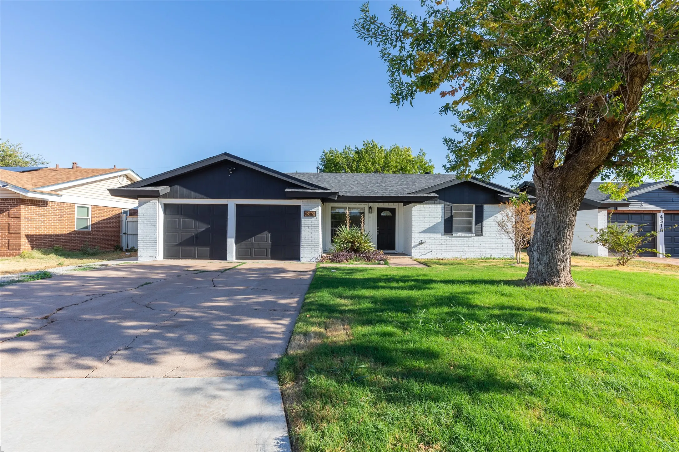 Single Family Residence For Sale
