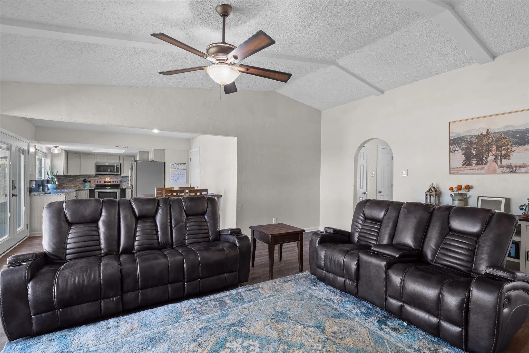 Single Family Residence For Sale in Dallas County , 2621 Elk Grove Road, Carrollton, Texas 75007, 3 Bedroom, 2 Bathroom, 2 Garage spaces, 1,333 Sqft, built in 1971, mls#21390443, Real Estate Agent in Carrollton, Homes For Sale in Dallas county, Homes For Sale in Carrollton, Realtor in Carrollton Texas, Real Estate Brokerage Independent Realty Texas, Luminita Cordes Realtor