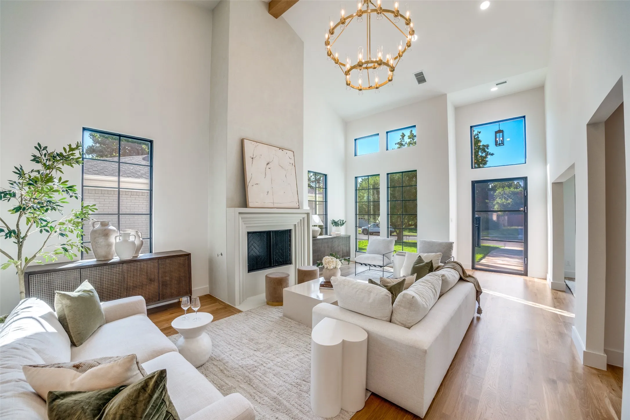 Single Family Residence For Sale in Dallas County , 10641 Larchfield Lane, Dallas, Texas 75238, 5 Bedroom, 5 Bathroom, 2 Garage spaces, 3,612 Sqft, built in 2025, mls#21390430, Real Estate Agent in Dallas, Homes For Sale in Dallas county, Homes For Sale in Dallas, Realtor in Dallas Texas, Real Estate Brokerage Independent Realty Texas, Luminita Cordes Realtor