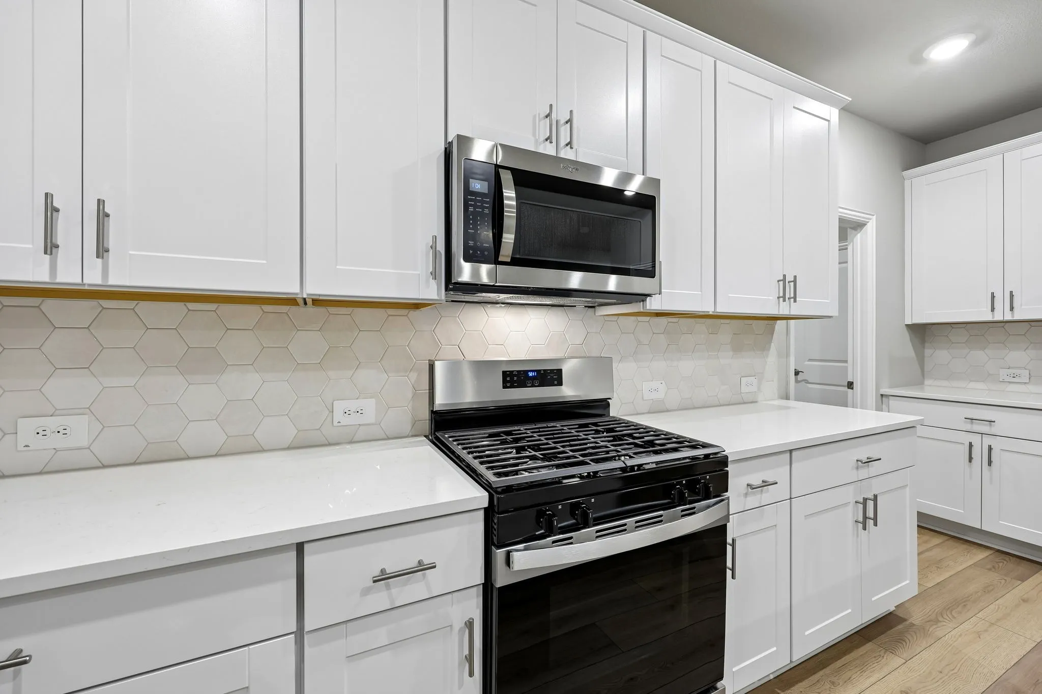Photo is not of the actual home, but is an inspirational photo of builder’s model home and may depict options, furnishings, and/or decorator features that are not included.