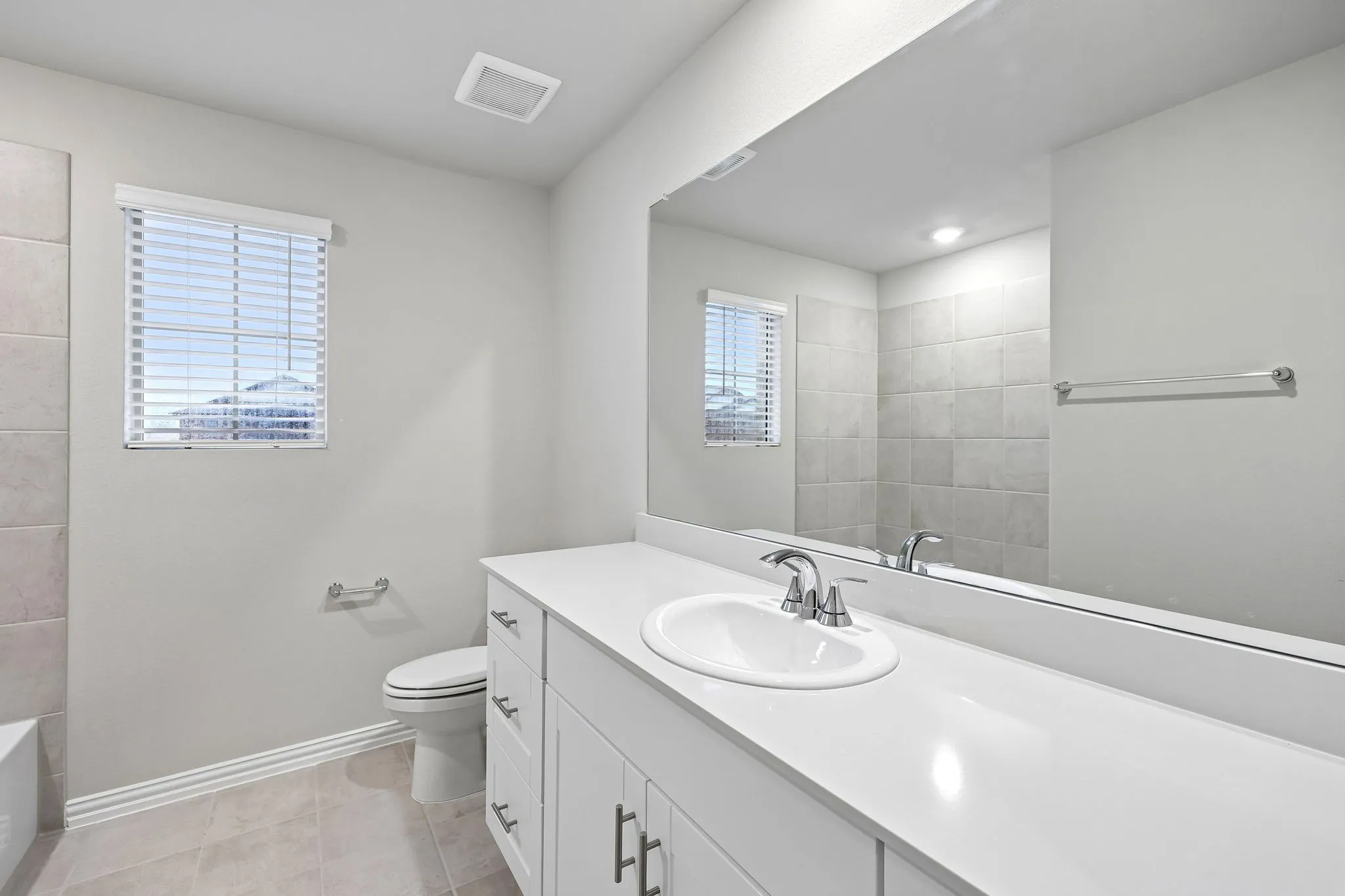 Photo is not of the actual home, but is an inspirational photo of builder’s model home and may depict options, furnishings, and/or decorator features that are not included.