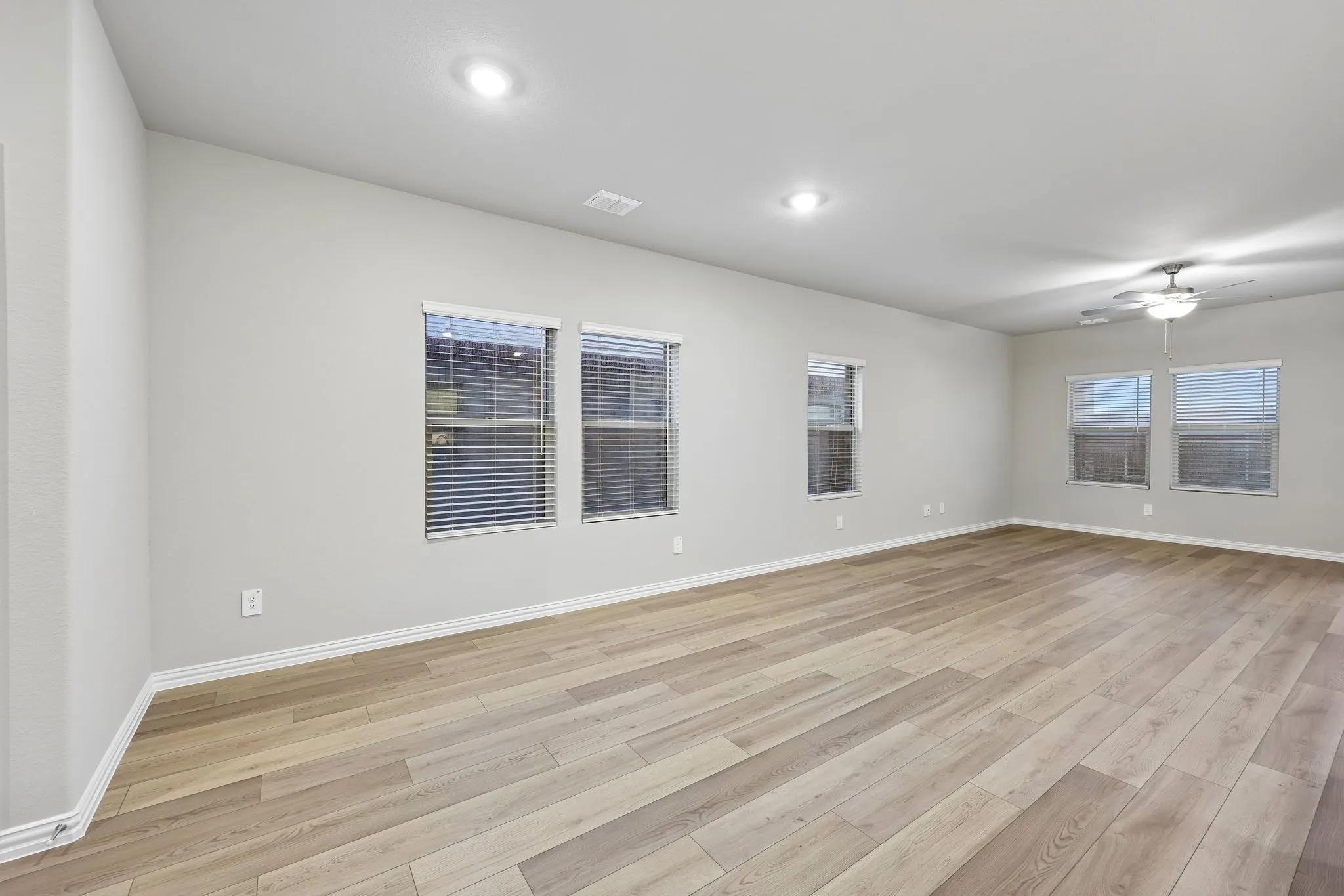 Photo is not of the actual home, but is an inspirational photo of builder’s model home and may depict options, furnishings, and/or decorator features that are not included.