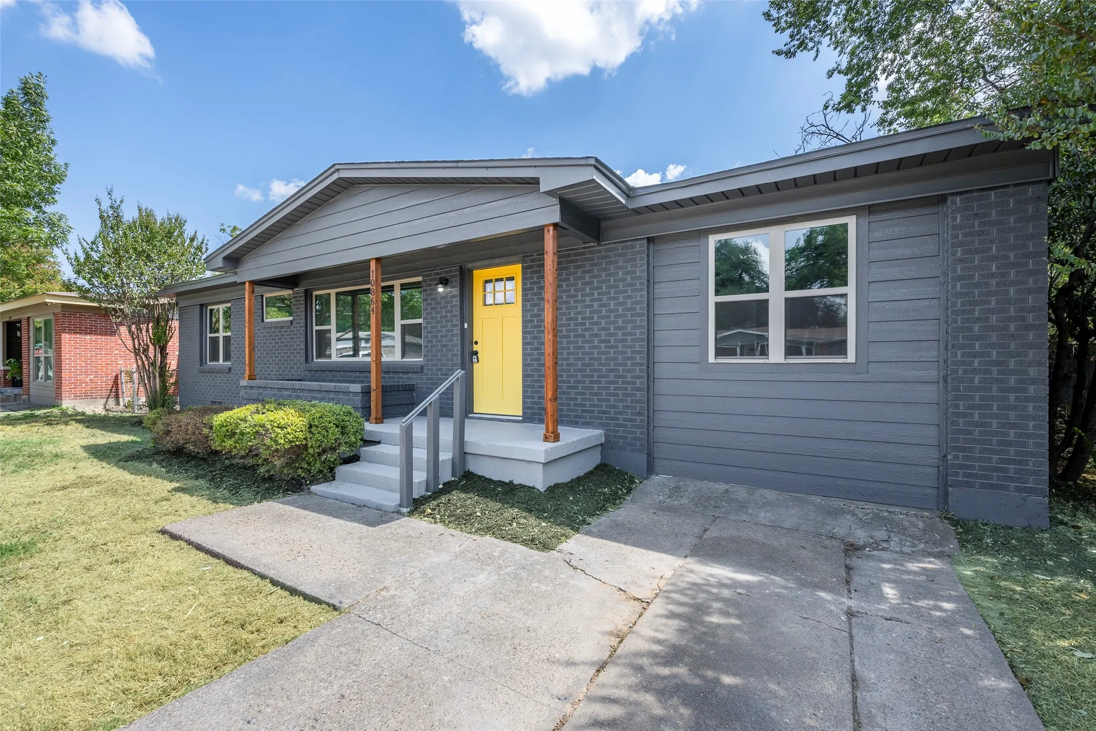 Single Family Residence For Sale