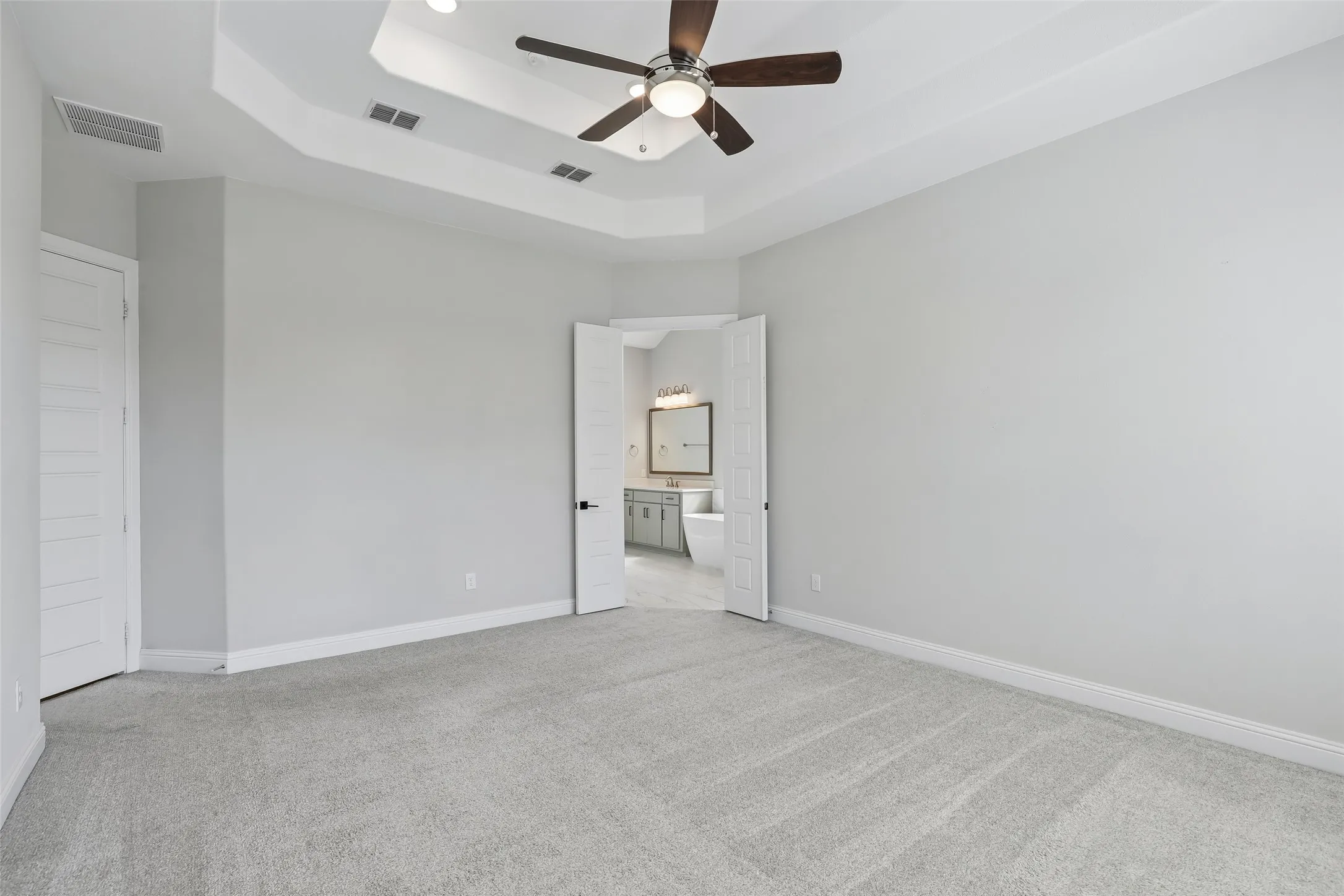 Single Family Residence For Sale in Denton County , 1128 Berkshire Way, Copper Canyon, Texas 75077, 4 Bedroom, 4 Bathroom, 3 Garage spaces, 3,553 Sqft, built in 2022, mls#21390453, Real Estate Agent in Copper Canyon, Homes For Sale in Denton county, Homes For Sale in Copper Canyon, Realtor in Copper Canyon Texas, Real Estate Brokerage Independent Realty Texas, Luminita Cordes Realtor
