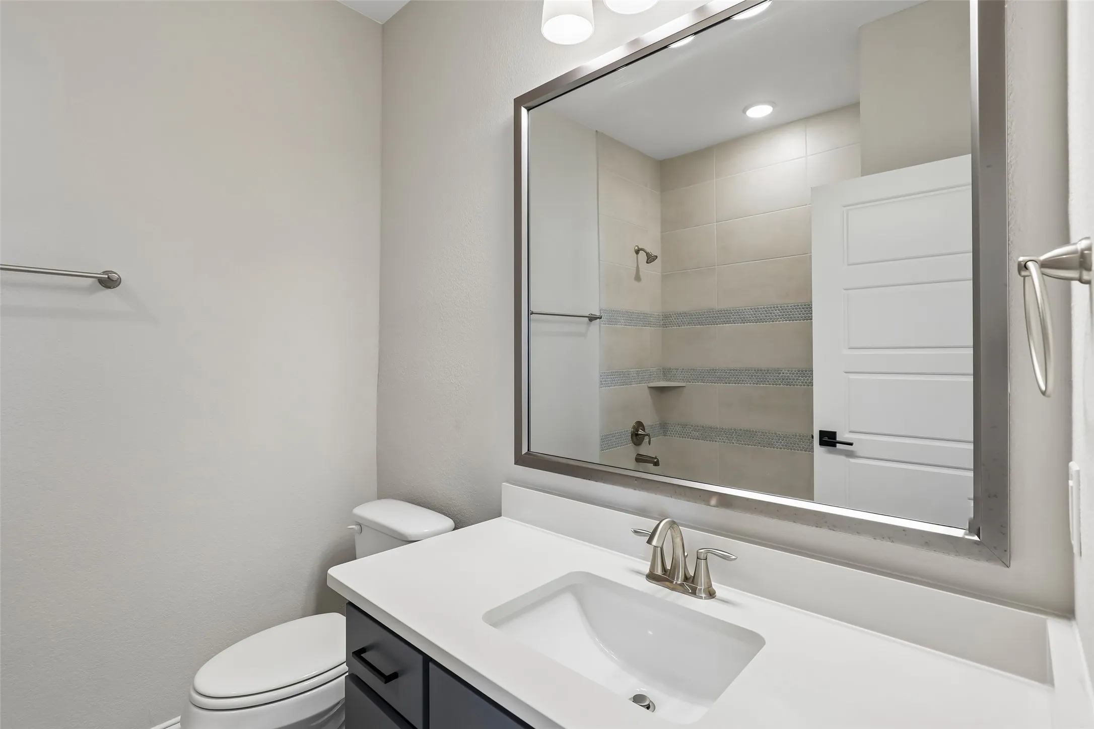 Single Family Residence For Sale in Denton County , 1128 Berkshire Way, Copper Canyon, Texas 75077, 4 Bedroom, 4 Bathroom, 3 Garage spaces, 3,553 Sqft, built in 2022, mls#21390453, Real Estate Agent in Copper Canyon, Homes For Sale in Denton county, Homes For Sale in Copper Canyon, Realtor in Copper Canyon Texas, Real Estate Brokerage Independent Realty Texas, Luminita Cordes Realtor
