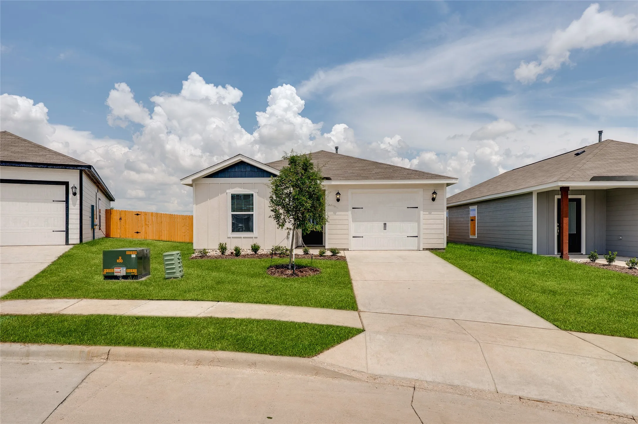 Single Family Residence For Sale in Kaufman County , 1523 William Wallace Street, Crandall, Texas 75114, 2 Bedroom, 2 Bathroom, 1 Garage spaces, 996 Sqft, built in 2025, mls#21390455, Real Estate Agent in Crandall, Homes For Sale in Kaufman county, Homes For Sale in Crandall, Realtor in Crandall Texas, Real Estate Brokerage Independent Realty Texas, Luminita Cordes Realtor