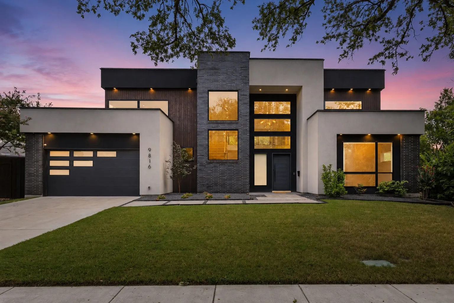Single Family Residence For Sale