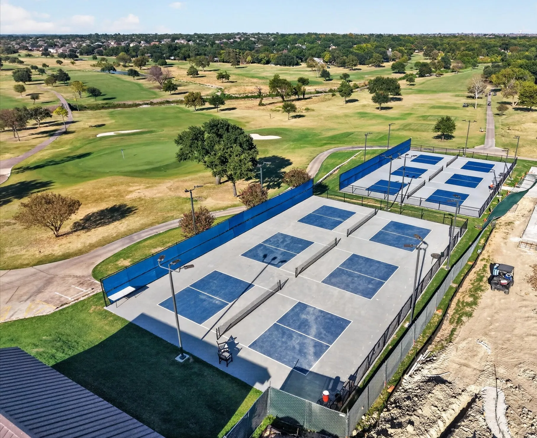 Single Family Residence For Sale in Rockwall County , 1425 Fairlakes Pointe Drive, Rockwall, Texas 75087, 5 Bedroom, 5 Bathroom, 3 Garage spaces, 3,936 Sqft, built in 1998, mls#21386416, Real Estate Agent in Rockwall, Homes For Sale in Rockwall county, Homes For Sale in Rockwall, Realtor in Rockwall Texas, Real Estate Brokerage Independent Realty Texas, Luminita Cordes Realtor