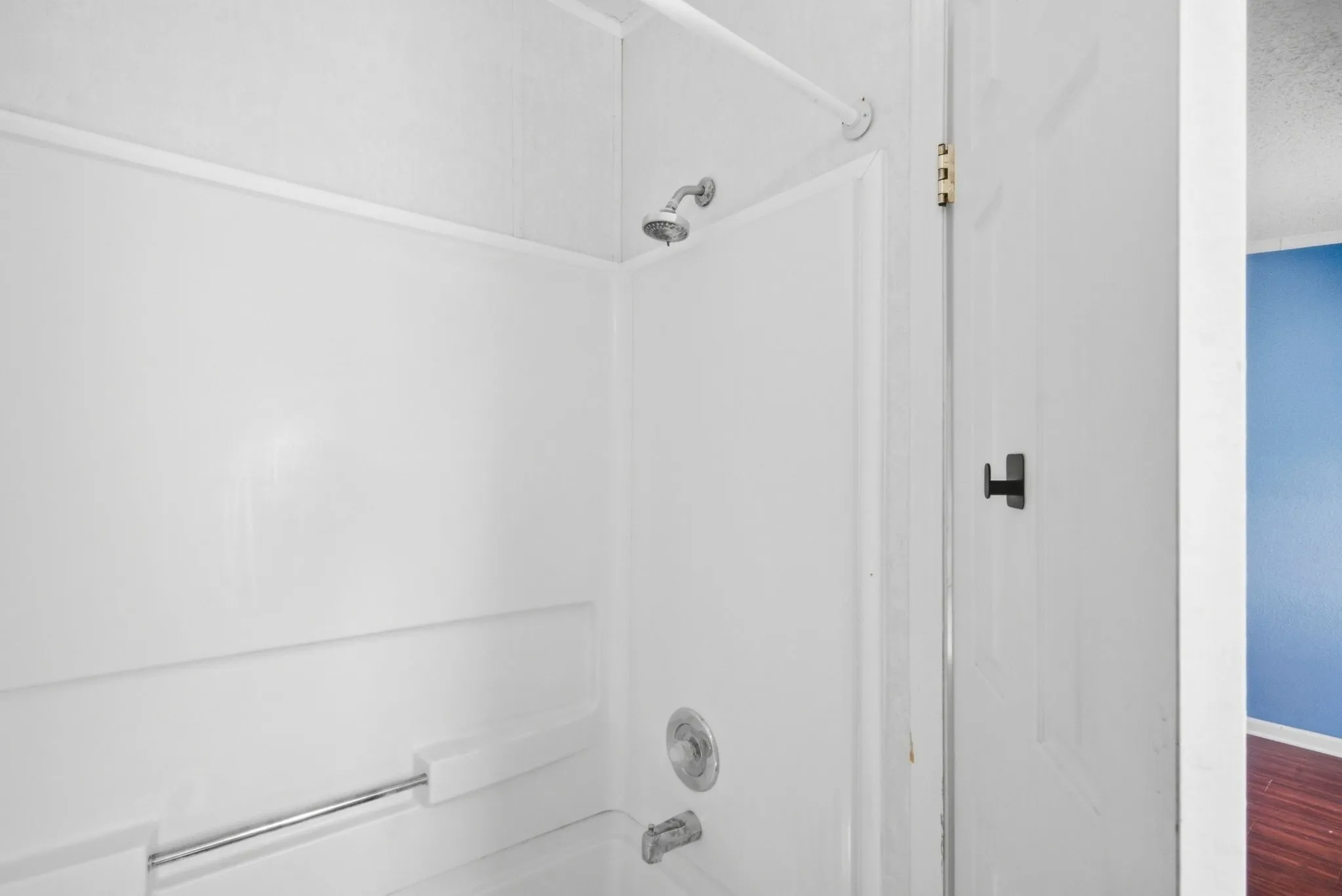 Mobile Home For Sale in Hood County , 105 Apache Street, Lipan, Texas 76462, 4 Bedroom, 3 Bathroom, Garage spaces, 2,280 Sqft, built in 2002, mls#21390128, Real Estate Agent in Lipan, Homes For Sale in Hood county, Homes For Sale in Lipan, Realtor in Lipan Texas, Real Estate Brokerage Independent Realty Texas, Luminita Cordes Realtor