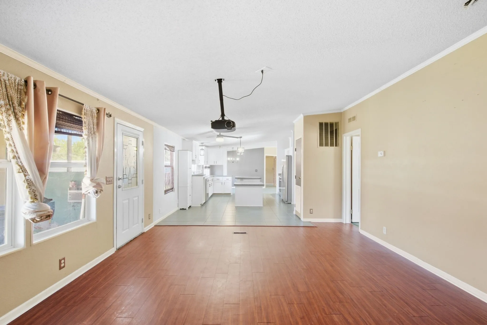 Mobile Home For Sale in Hood County , 105 Apache Street, Lipan, Texas 76462, 4 Bedroom, 3 Bathroom, Garage spaces, 2,280 Sqft, built in 2002, mls#21390128, Real Estate Agent in Lipan, Homes For Sale in Hood county, Homes For Sale in Lipan, Realtor in Lipan Texas, Real Estate Brokerage Independent Realty Texas, Luminita Cordes Realtor
