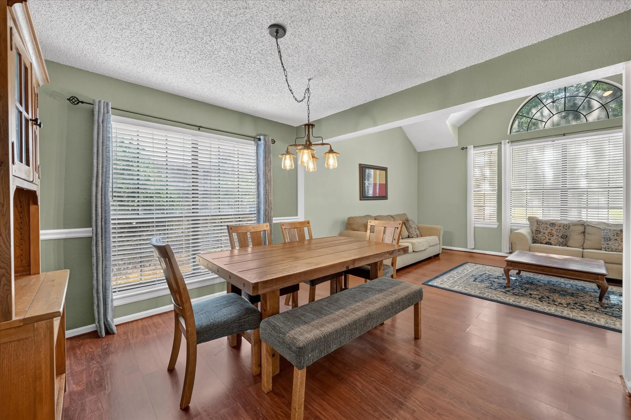 Formal Dining