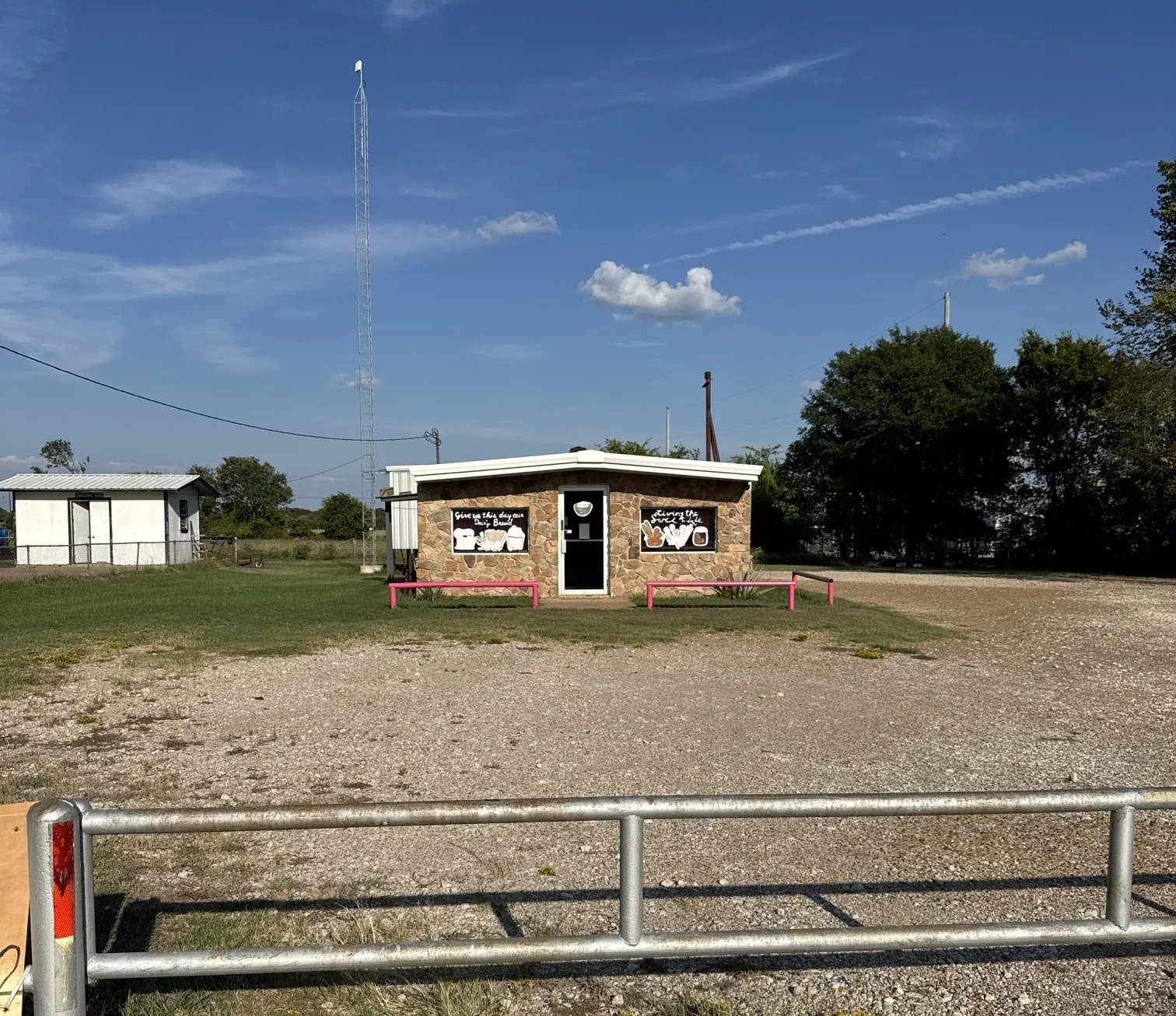 Retail For Rent in Henderson County , 2692 State Hwy 198, Malakoff, Texas 75148, 0, 0, Garage spaces, 0 Sqft, built in 1963, mls#21363825, Real Estate Agent in Malakoff, Homes For Rent in Henderson county, Homes For Rent in Malakoff, Realtor in Malakoff Texas, Real Estate Brokerage Independent Realty Texas, Luminita Cordes Realtor