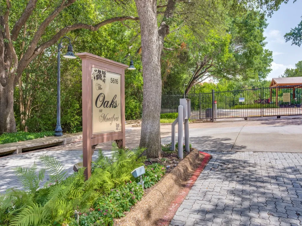 Condominium For Sale in Dallas County , 5616 Preston Oaks Road 110, Dallas, Texas 75254, 1 Bedroom, 1 Bathroom, 1 Garage spaces, 730 Sqft, built in 1981, mls#21390444, Real Estate Agent in Dallas, Homes For Sale in Dallas county, Homes For Sale in Dallas, Realtor in Dallas Texas, Real Estate Brokerage Independent Realty Texas, Luminita Cordes Realtor