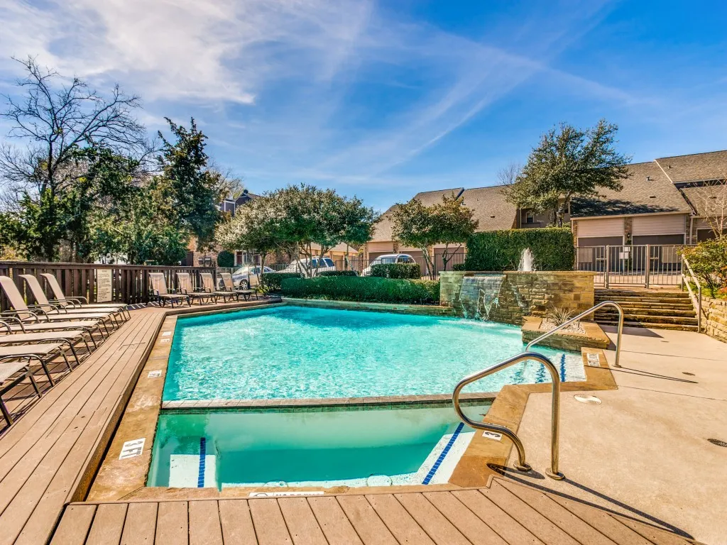 Condominium For Sale in Dallas County , 5616 Preston Oaks Road 110, Dallas, Texas 75254, 1 Bedroom, 1 Bathroom, 1 Garage spaces, 730 Sqft, built in 1981, mls#21390444, Real Estate Agent in Dallas, Homes For Sale in Dallas county, Homes For Sale in Dallas, Realtor in Dallas Texas, Real Estate Brokerage Independent Realty Texas, Luminita Cordes Realtor