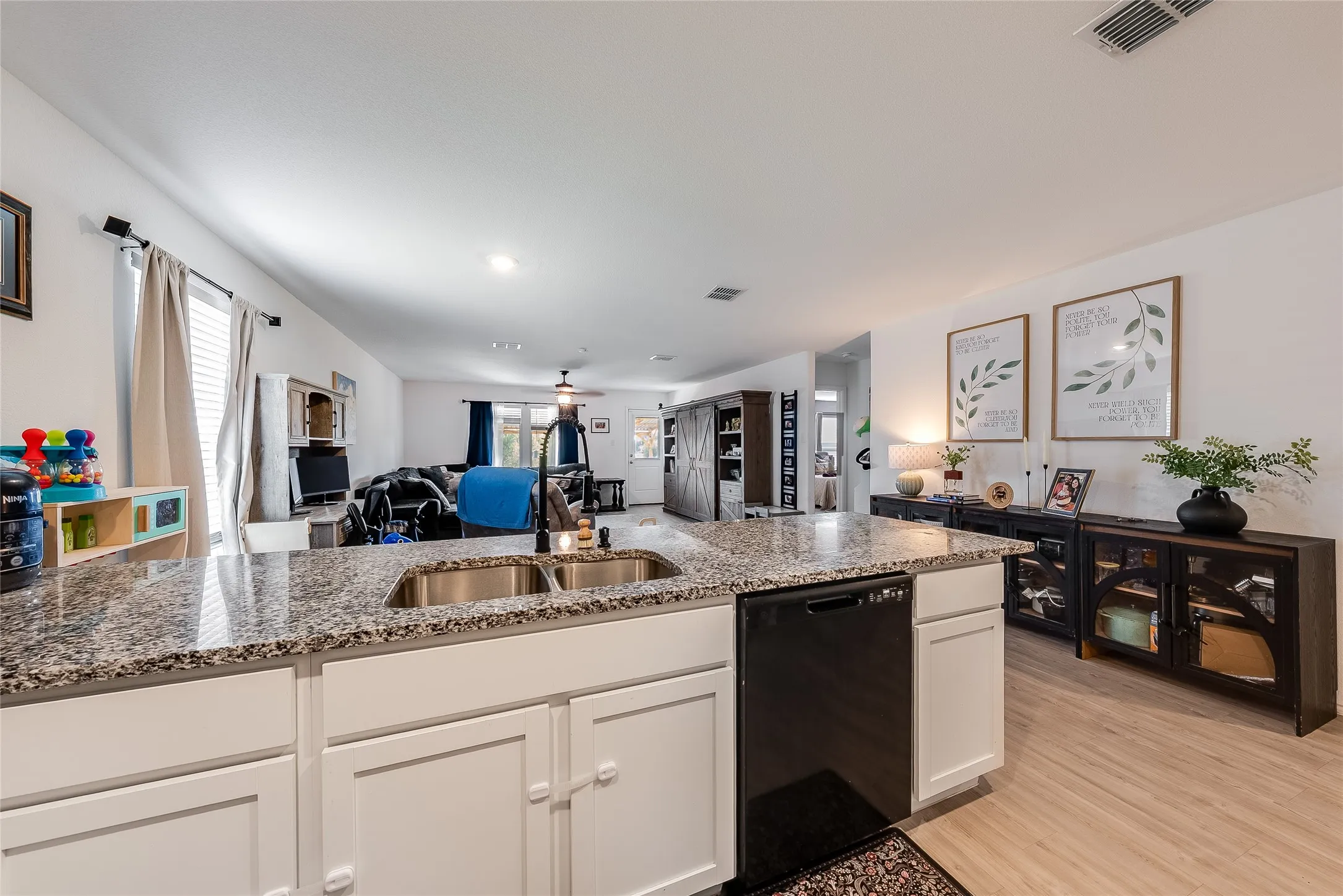 Single Family Residence For Sale in Wise County , 11707 Spraberry Way, Rhome, Texas 76078, 3 Bedroom, 2 Bathroom, 2 Garage spaces, 1,474 Sqft, built in 2024, mls#21388701, Real Estate Agent in Rhome, Homes For Sale in Wise county, Homes For Sale in Rhome, Realtor in Rhome Texas, Real Estate Brokerage Independent Realty Texas, Luminita Cordes Realtor