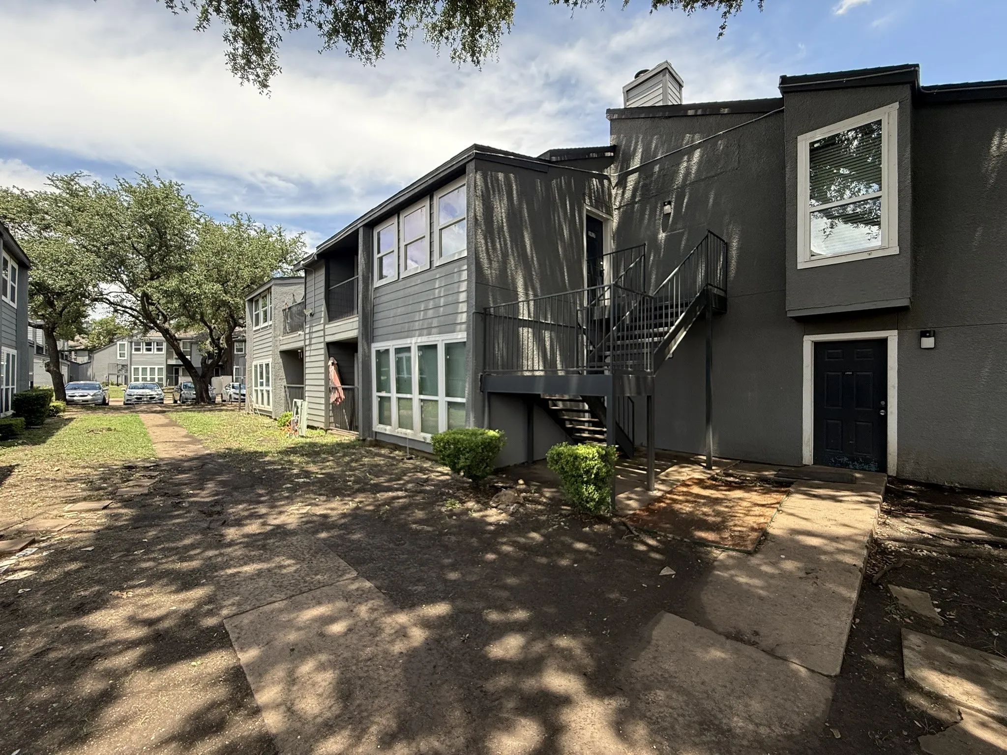 Condominium For Rent