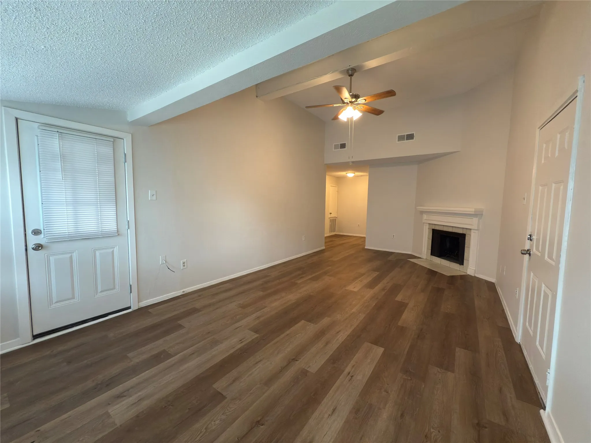 Condominium For Rent in Dallas County , 9696 Walnut Street 1917, Dallas, Texas 75243, 1 Bedroom, 1 Bathroom, Garage spaces, 730 Sqft, built in 1981, mls#21390470, Real Estate Agent in Dallas, Homes For Rent in Dallas county, Homes For Rent in Dallas, Realtor in Dallas Texas, Real Estate Brokerage Independent Realty Texas, Luminita Cordes Realtor