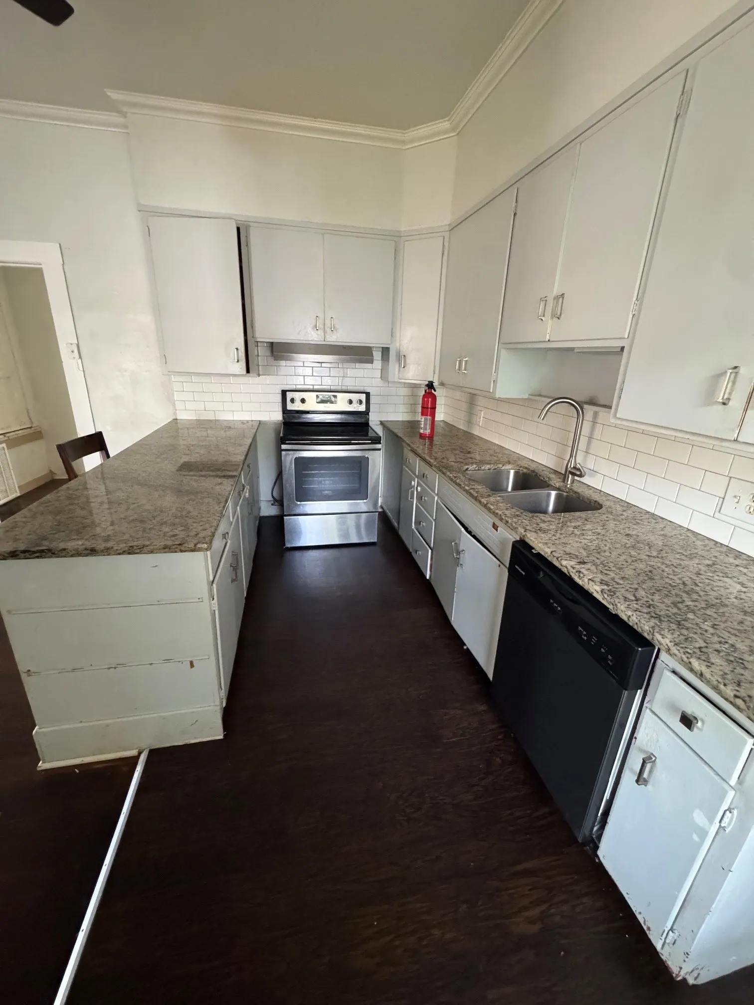 Single Family Residence For Rent in Mc Lennan County , 2025 Morrow Avenue, Waco, Texas 76707, 3 Bedroom, 2 Bathroom, Garage spaces, 1,792 Sqft, built in 1927, mls#21390480, Real Estate Agent in Waco, Homes For Rent in Mc Lennan county, Homes For Rent in Waco, Realtor in Waco Texas, Real Estate Brokerage Independent Realty Texas, Luminita Cordes Realtor