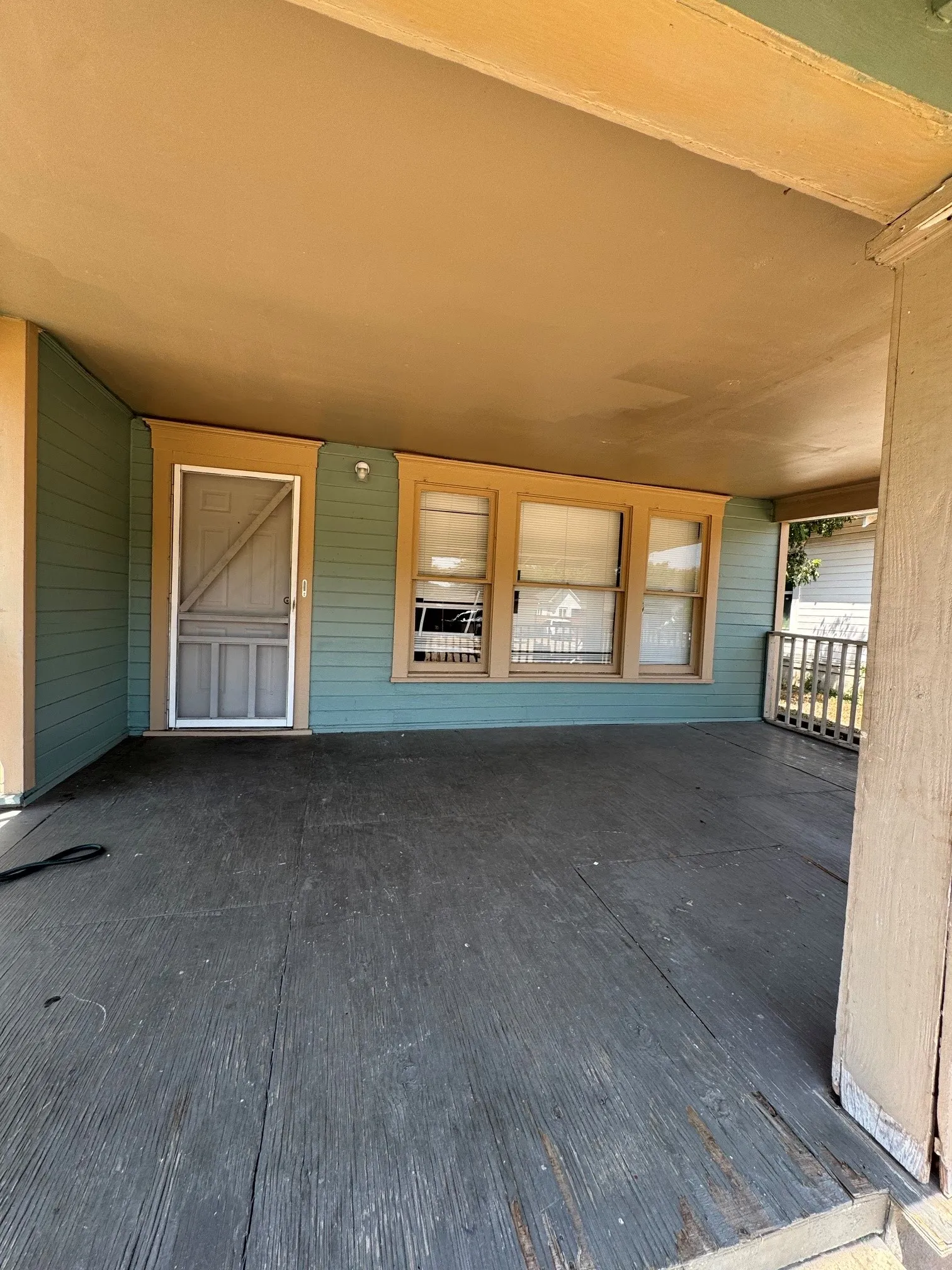 Single Family Residence For Rent in Mc Lennan County , 2025 Morrow Avenue, Waco, Texas 76707, 3 Bedroom, 2 Bathroom, Garage spaces, 1,792 Sqft, built in 1927, mls#21390480, Real Estate Agent in Waco, Homes For Rent in Mc Lennan county, Homes For Rent in Waco, Realtor in Waco Texas, Real Estate Brokerage Independent Realty Texas, Luminita Cordes Realtor