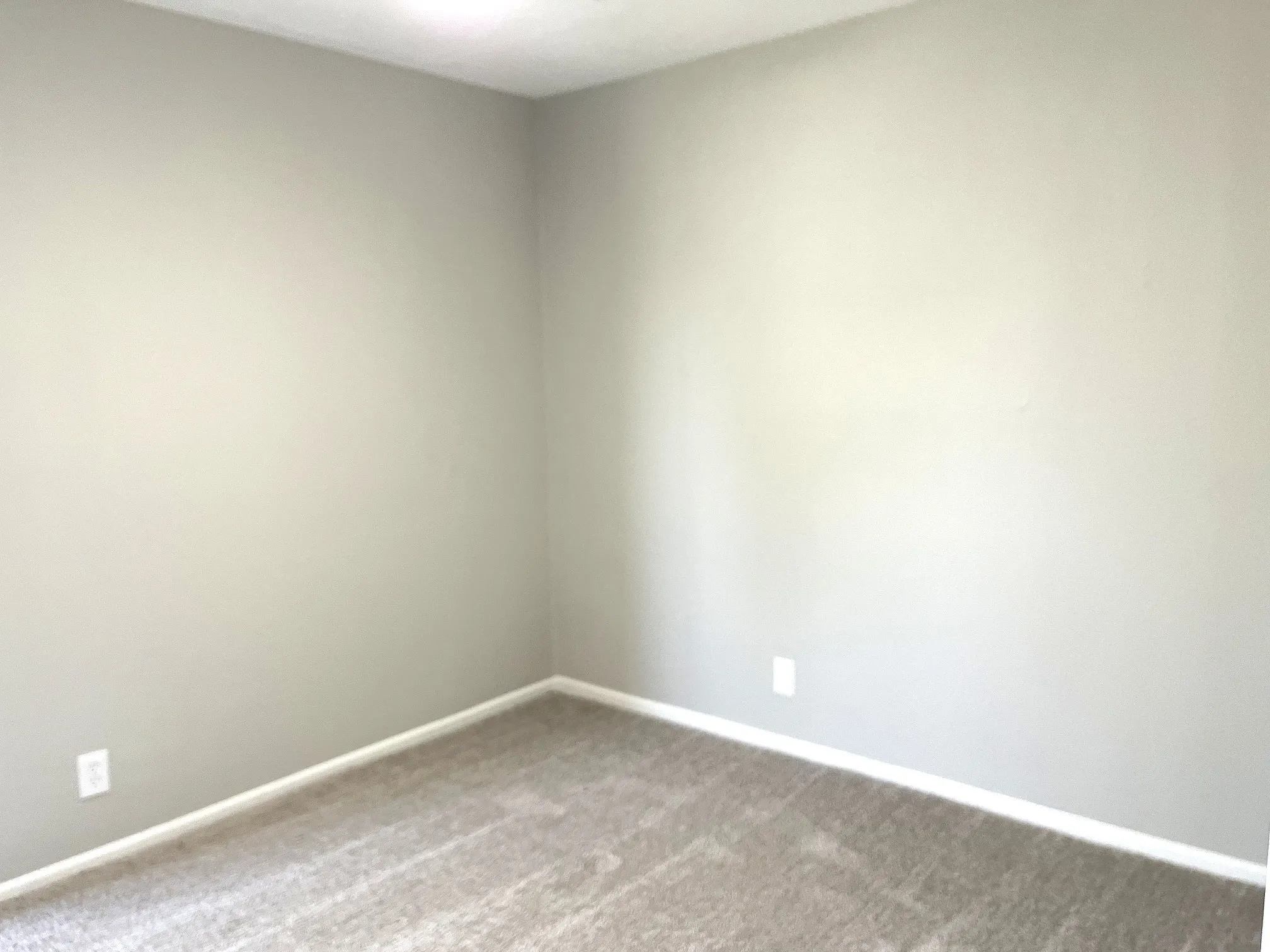 Single Family Residence For Sale in Denton County , 1621 Holly Place, Flower Mound, Texas 75022, 4 Bedroom, 2 Bathroom, Garage spaces, 2,634 Sqft, built in 1975, mls#21389838, Real Estate Agent in Flower Mound, Homes For Sale in Denton county, Homes For Sale in Flower Mound, Realtor in Flower Mound Texas, Real Estate Brokerage Independent Realty Texas, Luminita Cordes Realtor