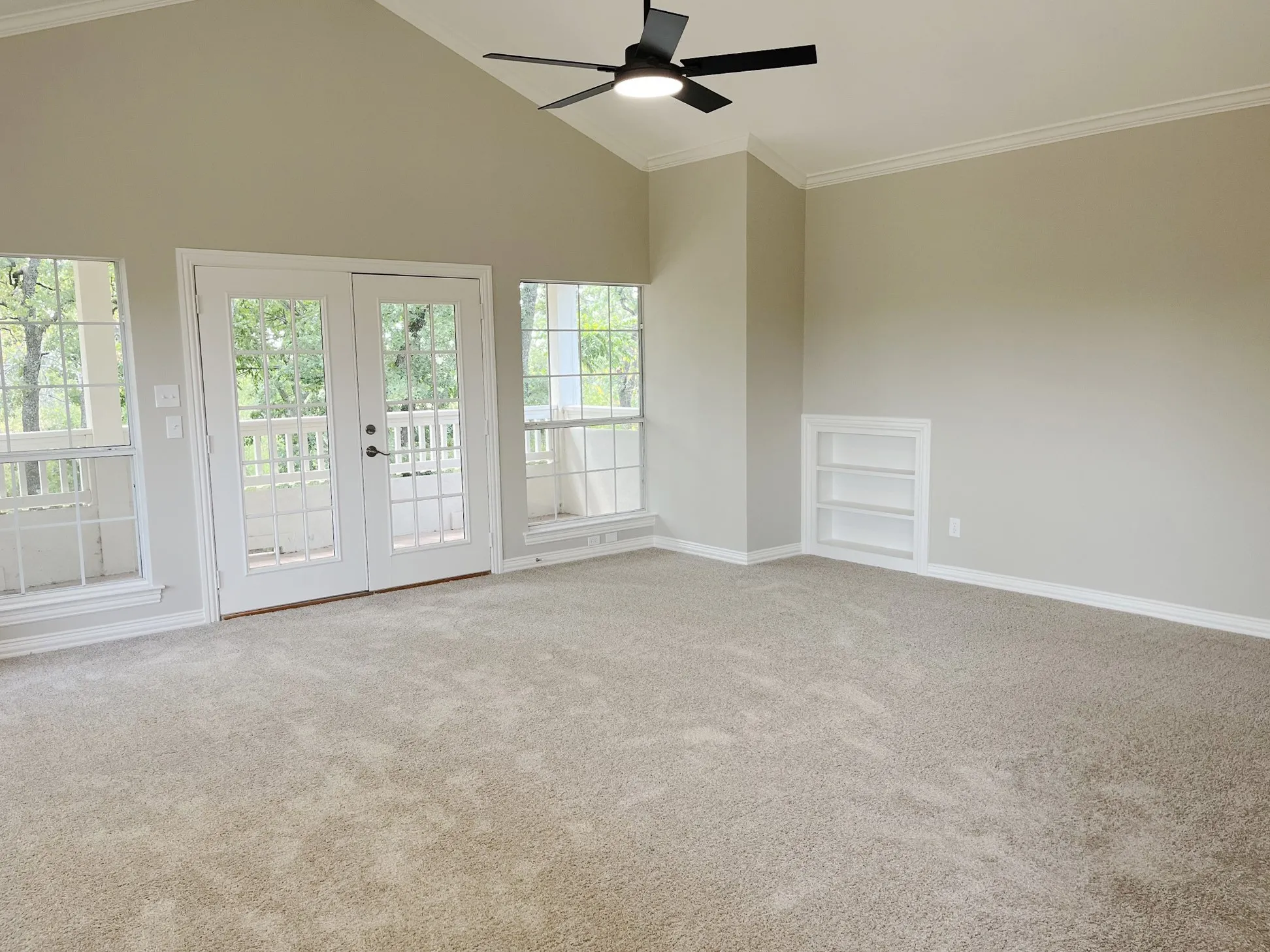 Single Family Residence For Sale in Denton County , 1621 Holly Place, Flower Mound, Texas 75022, 4 Bedroom, 2 Bathroom, Garage spaces, 2,634 Sqft, built in 1975, mls#21389838, Real Estate Agent in Flower Mound, Homes For Sale in Denton county, Homes For Sale in Flower Mound, Realtor in Flower Mound Texas, Real Estate Brokerage Independent Realty Texas, Luminita Cordes Realtor
