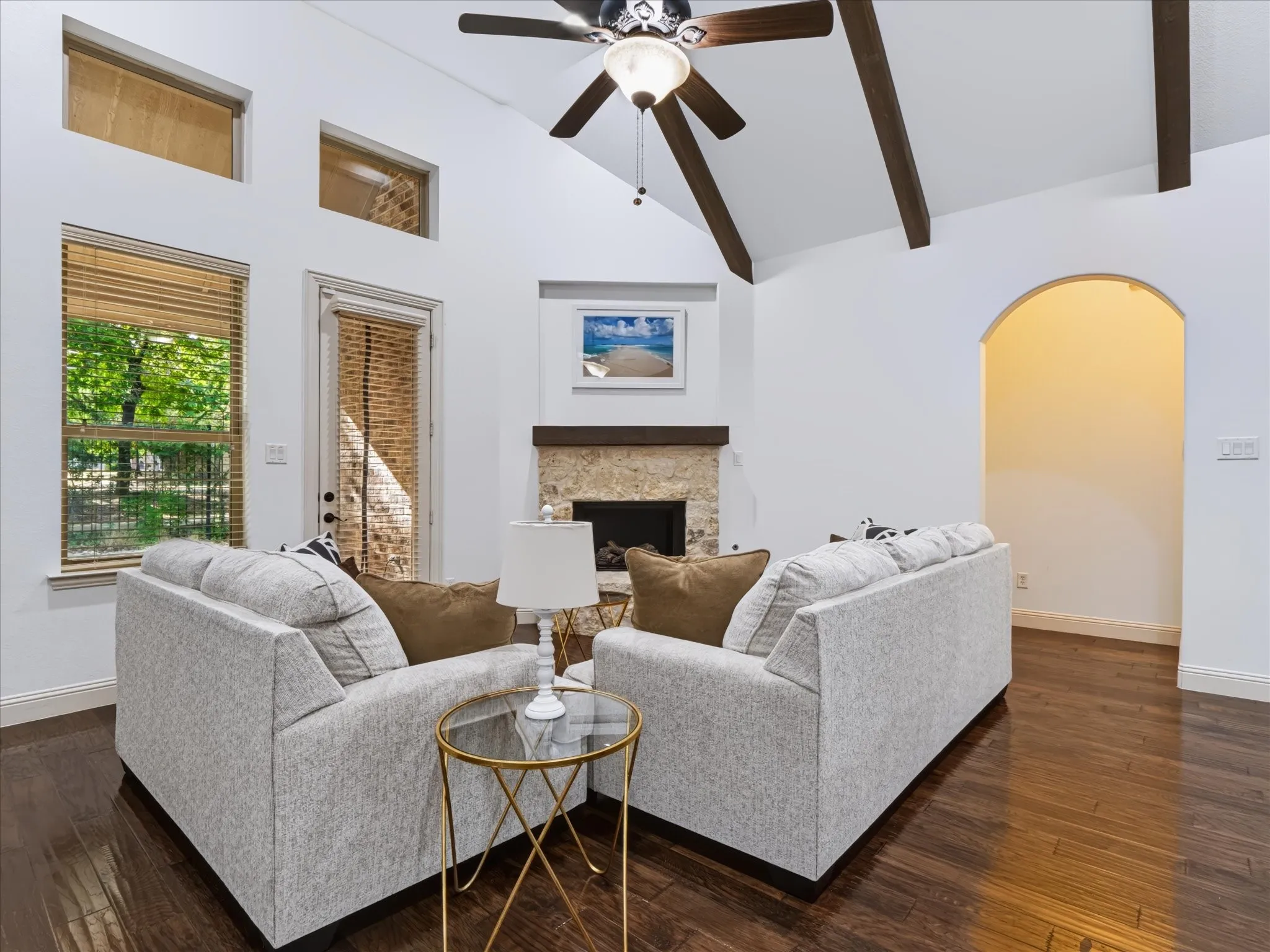 Single Family Residence For Rent in Tarrant County , 4720 Trevor Trail, Grapevine, Texas 76051, 4 Bedroom, 3 Bathroom, 2 Garage spaces, 2,946 Sqft, built in 2012, mls#21390242, Real Estate Agent in Grapevine, Homes For Rent in Tarrant county, Homes For Rent in Grapevine, Realtor in Grapevine Texas, Real Estate Brokerage Independent Realty Texas, Luminita Cordes Realtor