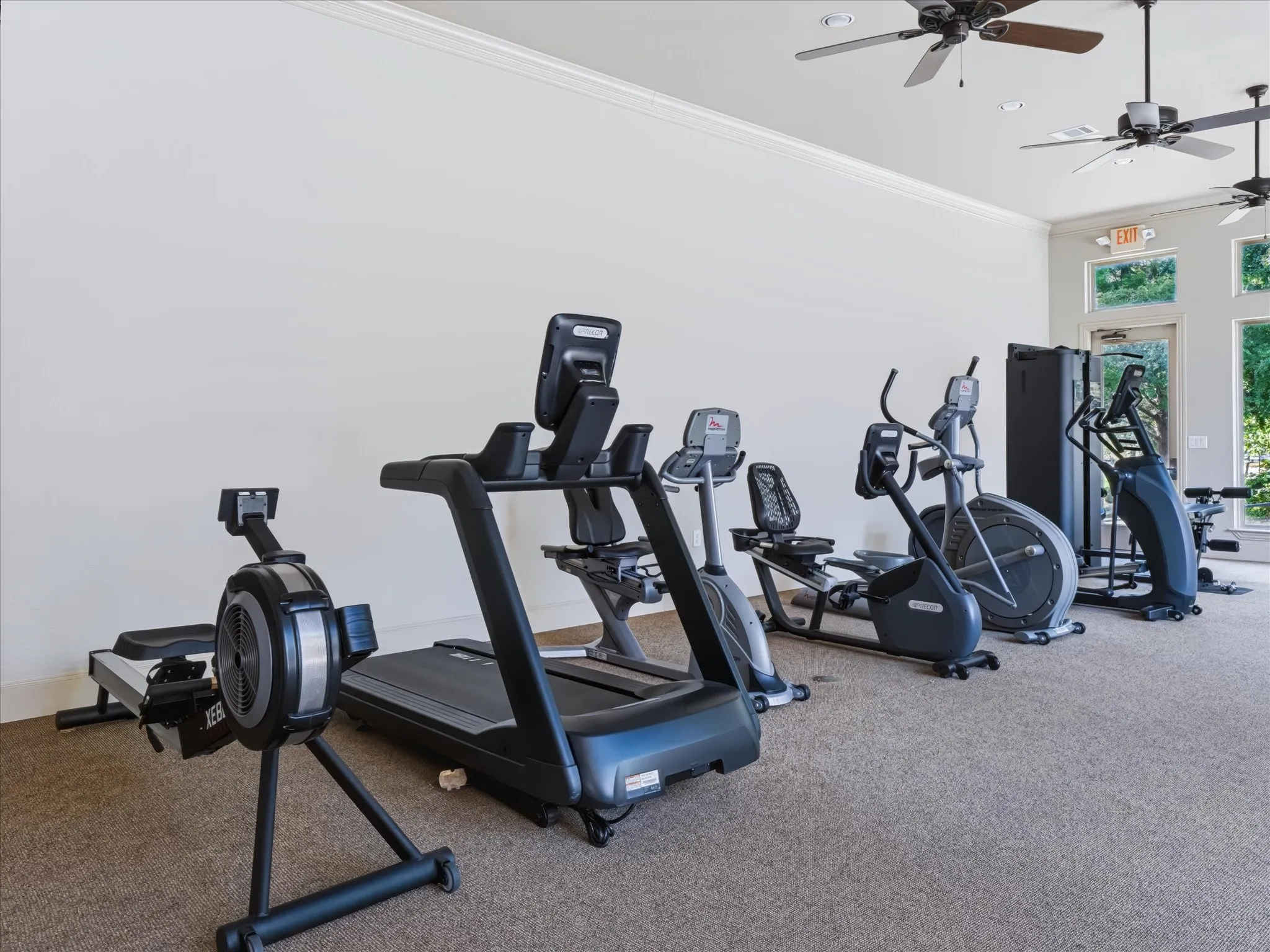 Single Family Residence For Rent in Tarrant County , 4720 Trevor Trail, Grapevine, Texas 76051, 4 Bedroom, 3 Bathroom, 2 Garage spaces, 2,946 Sqft, built in 2012, mls#21390242, Real Estate Agent in Grapevine, Homes For Rent in Tarrant county, Homes For Rent in Grapevine, Realtor in Grapevine Texas, Real Estate Brokerage Independent Realty Texas, Luminita Cordes Realtor