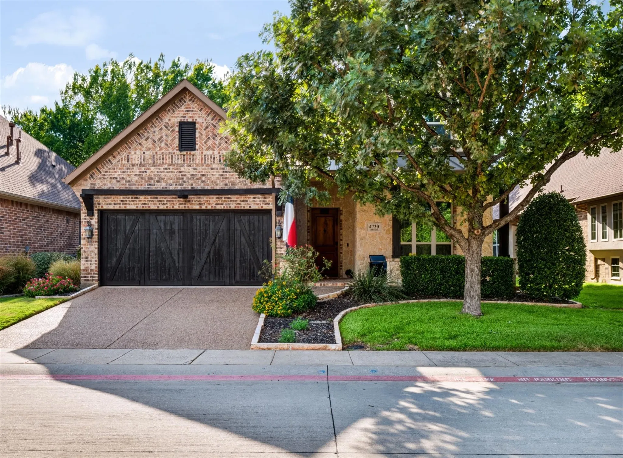 Single Family Residence For Rent
