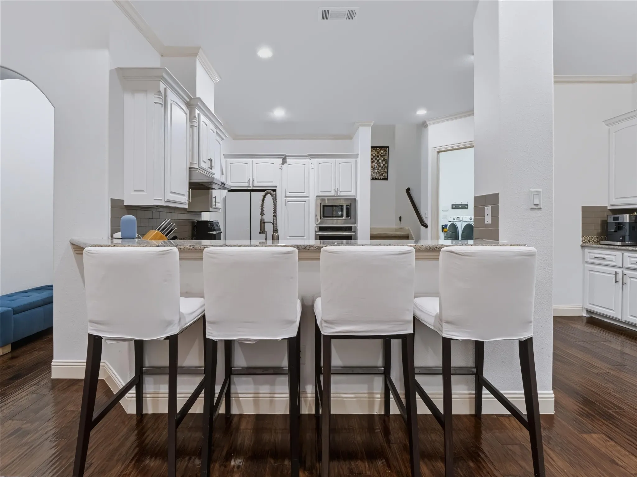 Single Family Residence For Rent in Tarrant County , 4720 Trevor Trail, Grapevine, Texas 76051, 4 Bedroom, 3 Bathroom, 2 Garage spaces, 2,946 Sqft, built in 2012, mls#21390242, Real Estate Agent in Grapevine, Homes For Rent in Tarrant county, Homes For Rent in Grapevine, Realtor in Grapevine Texas, Real Estate Brokerage Independent Realty Texas, Luminita Cordes Realtor