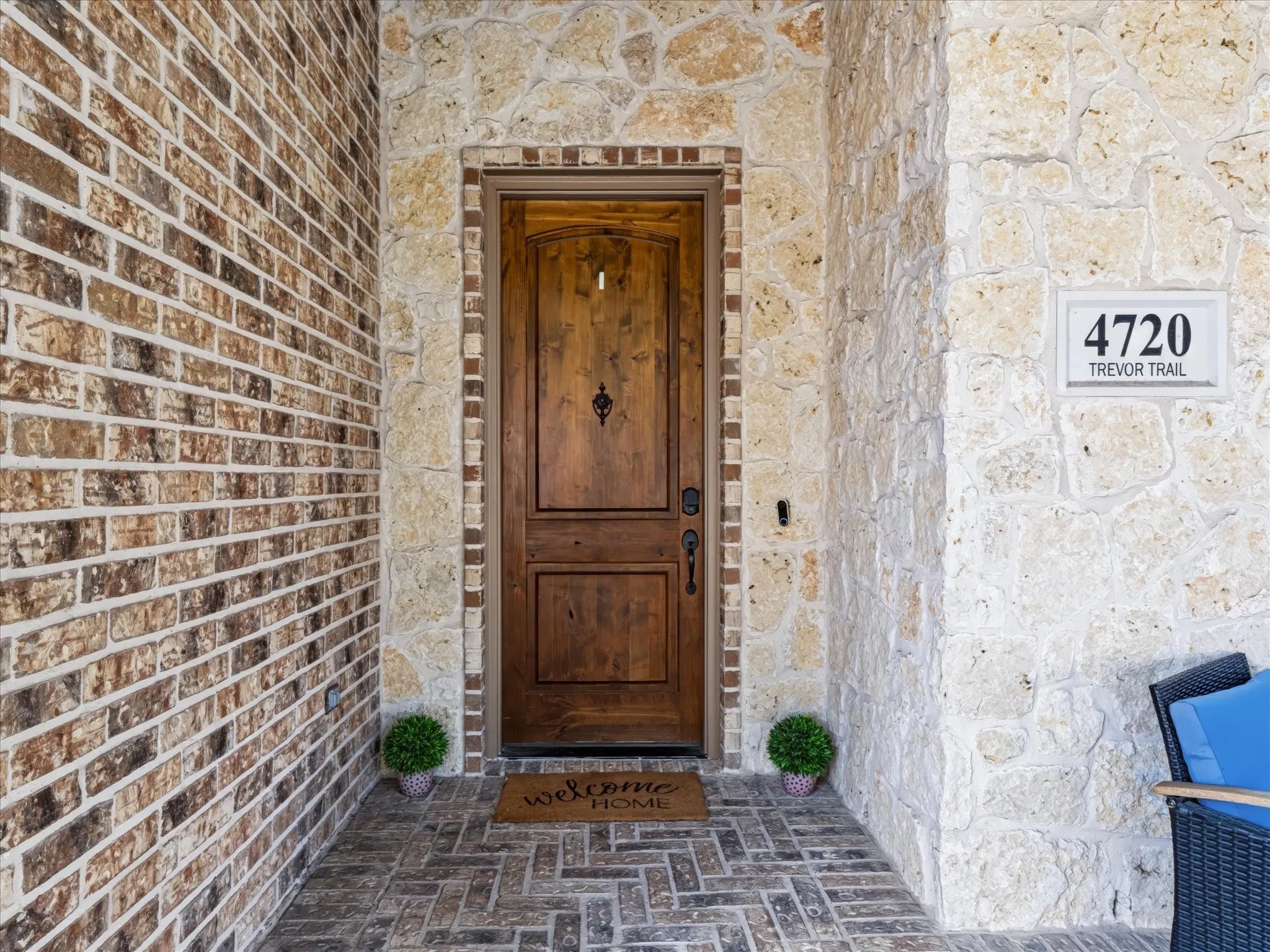 Single Family Residence For Rent in Tarrant County , 4720 Trevor Trail, Grapevine, Texas 76051, 4 Bedroom, 3 Bathroom, 2 Garage spaces, 2,946 Sqft, built in 2012, mls#21390242, Real Estate Agent in Grapevine, Homes For Rent in Tarrant county, Homes For Rent in Grapevine, Realtor in Grapevine Texas, Real Estate Brokerage Independent Realty Texas, Luminita Cordes Realtor