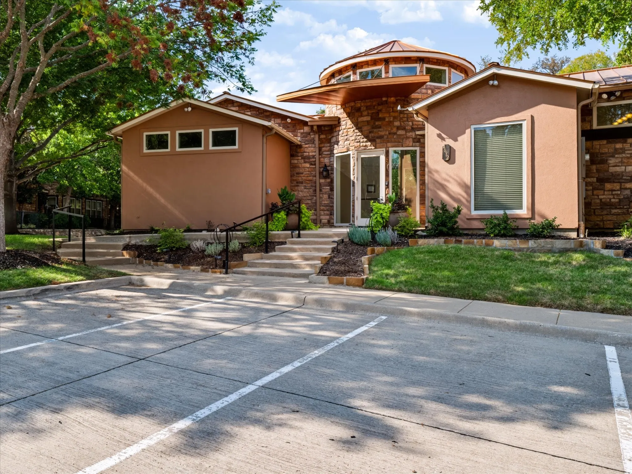 Single Family Residence For Rent in Tarrant County , 4720 Trevor Trail, Grapevine, Texas 76051, 4 Bedroom, 3 Bathroom, 2 Garage spaces, 2,946 Sqft, built in 2012, mls#21390242, Real Estate Agent in Grapevine, Homes For Rent in Tarrant county, Homes For Rent in Grapevine, Realtor in Grapevine Texas, Real Estate Brokerage Independent Realty Texas, Luminita Cordes Realtor