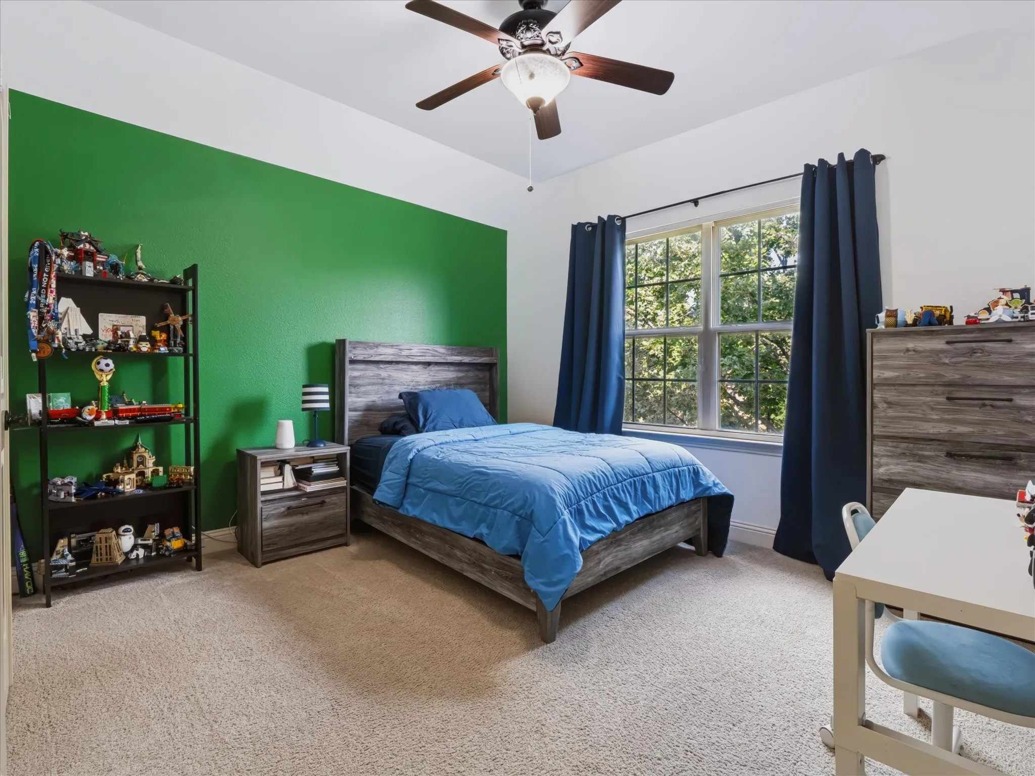 Single Family Residence For Rent in Tarrant County , 4720 Trevor Trail, Grapevine, Texas 76051, 4 Bedroom, 3 Bathroom, 2 Garage spaces, 2,946 Sqft, built in 2012, mls#21390242, Real Estate Agent in Grapevine, Homes For Rent in Tarrant county, Homes For Rent in Grapevine, Realtor in Grapevine Texas, Real Estate Brokerage Independent Realty Texas, Luminita Cordes Realtor