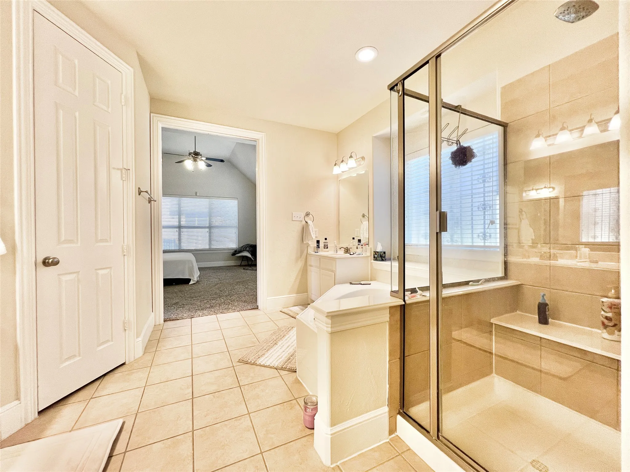 Single Family Residence For Rent in Dallas County , 10404 OFFSHORE Drive, Irving, Texas 75063, 4 Bedroom, 4 Bathroom, 2 Garage spaces, 3,345 Sqft, built in 2007, mls#21390416, Real Estate Agent in Irving, Homes For Rent in Dallas county, Homes For Rent in Irving, Realtor in Irving Texas, Real Estate Brokerage Independent Realty Texas, Luminita Cordes Realtor