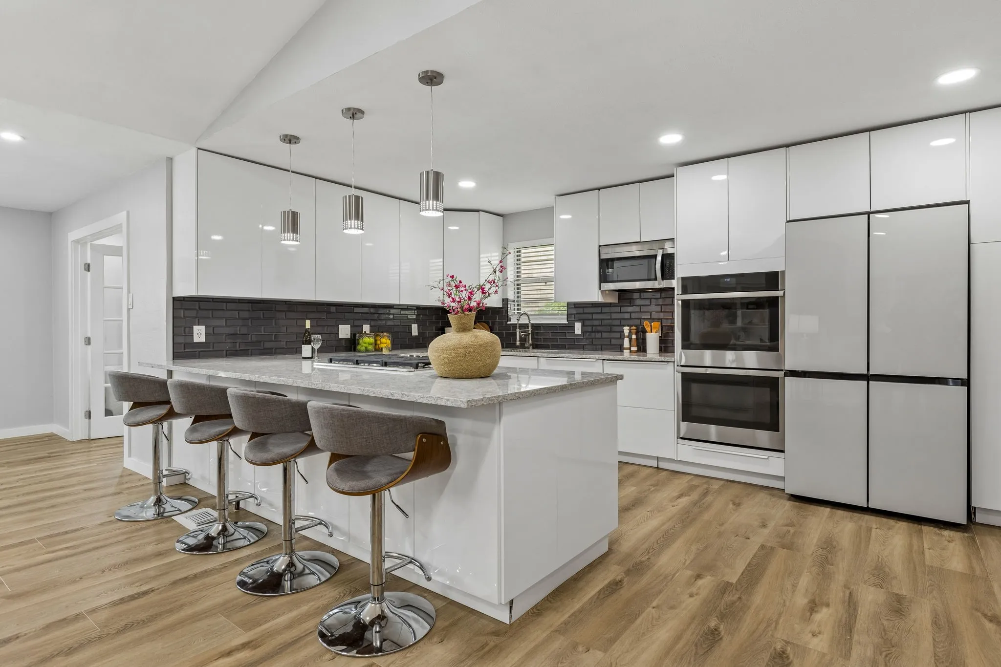 Full Renovated Kitchen (2021)