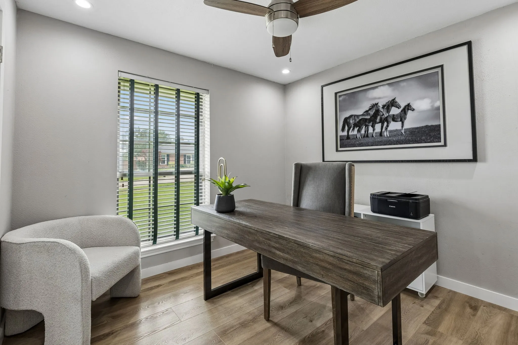 Single Family Residence For Sale in Collin County , 304 Meadowlark Drive, Richardson, Texas 75080, 4 Bedroom, 3 Bathroom, 2 Garage spaces, 2,192 Sqft, built in 1970, mls#21389176, Real Estate Agent in Richardson, Homes For Sale in Collin county, Homes For Sale in Richardson, Realtor in Richardson Texas, Real Estate Brokerage Independent Realty Texas, Luminita Cordes Realtor