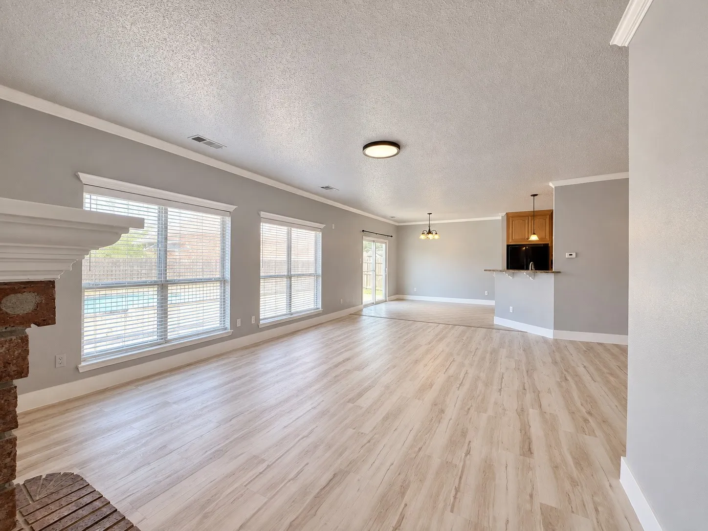 Single Family Residence For Rent in Tarrant County , 5709 Parkwood Trail, Haltom City, Texas 76137, 4 Bedroom, 3 Bathroom, 2 Garage spaces, 3,120 Sqft, built in 2001, mls#21388442, Real Estate Agent in Haltom City, Homes For Rent in Tarrant county, Homes For Rent in Haltom City, Realtor in Haltom City Texas, Real Estate Brokerage Independent Realty Texas, Luminita Cordes Realtor