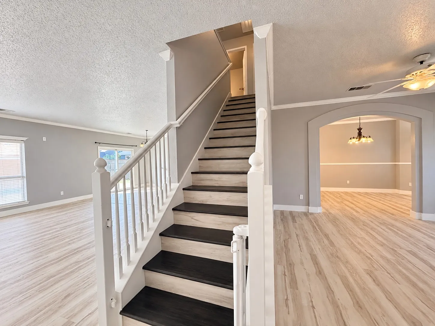 Single Family Residence For Rent in Tarrant County , 5709 Parkwood Trail, Haltom City, Texas 76137, 4 Bedroom, 3 Bathroom, 2 Garage spaces, 3,120 Sqft, built in 2001, mls#21388442, Real Estate Agent in Haltom City, Homes For Rent in Tarrant county, Homes For Rent in Haltom City, Realtor in Haltom City Texas, Real Estate Brokerage Independent Realty Texas, Luminita Cordes Realtor
