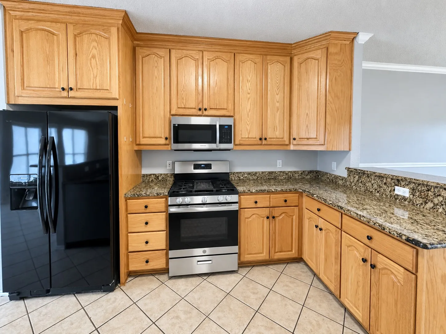 Single Family Residence For Rent in Tarrant County , 5709 Parkwood Trail, Haltom City, Texas 76137, 4 Bedroom, 3 Bathroom, 2 Garage spaces, 3,120 Sqft, built in 2001, mls#21388442, Real Estate Agent in Haltom City, Homes For Rent in Tarrant county, Homes For Rent in Haltom City, Realtor in Haltom City Texas, Real Estate Brokerage Independent Realty Texas, Luminita Cordes Realtor