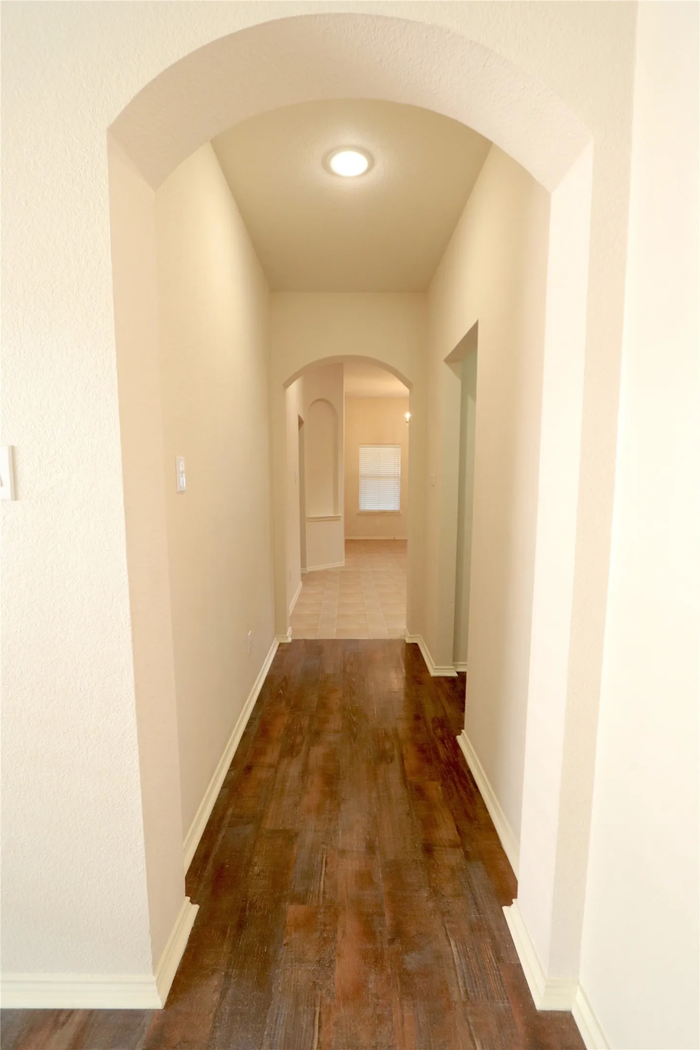 Single Family Residence For Sale in Denton County , 1000 Warbler Lane, Aubrey, Texas 76227, 4 Bedroom, 2 Bathroom, 2 Garage spaces, 2,060 Sqft, built in 2003, mls#21390435, Real Estate Agent in Aubrey, Homes For Sale in Denton county, Homes For Sale in Aubrey, Realtor in Aubrey Texas, Real Estate Brokerage Independent Realty Texas, Luminita Cordes Realtor