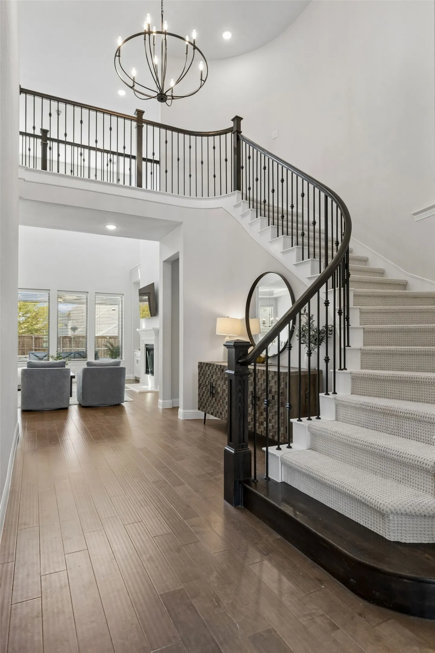Single Family Residence For Sale in Collin County , 2713 Maverick Way, Celina, Texas 75009, 5 Bedroom, 5 Bathroom, 3 Garage spaces, 3,850 Sqft, built in 2018, mls#21387261, Real Estate Agent in Celina, Homes For Sale in Collin county, Homes For Sale in Celina, Realtor in Celina Texas, Real Estate Brokerage Independent Realty Texas, Luminita Cordes Realtor