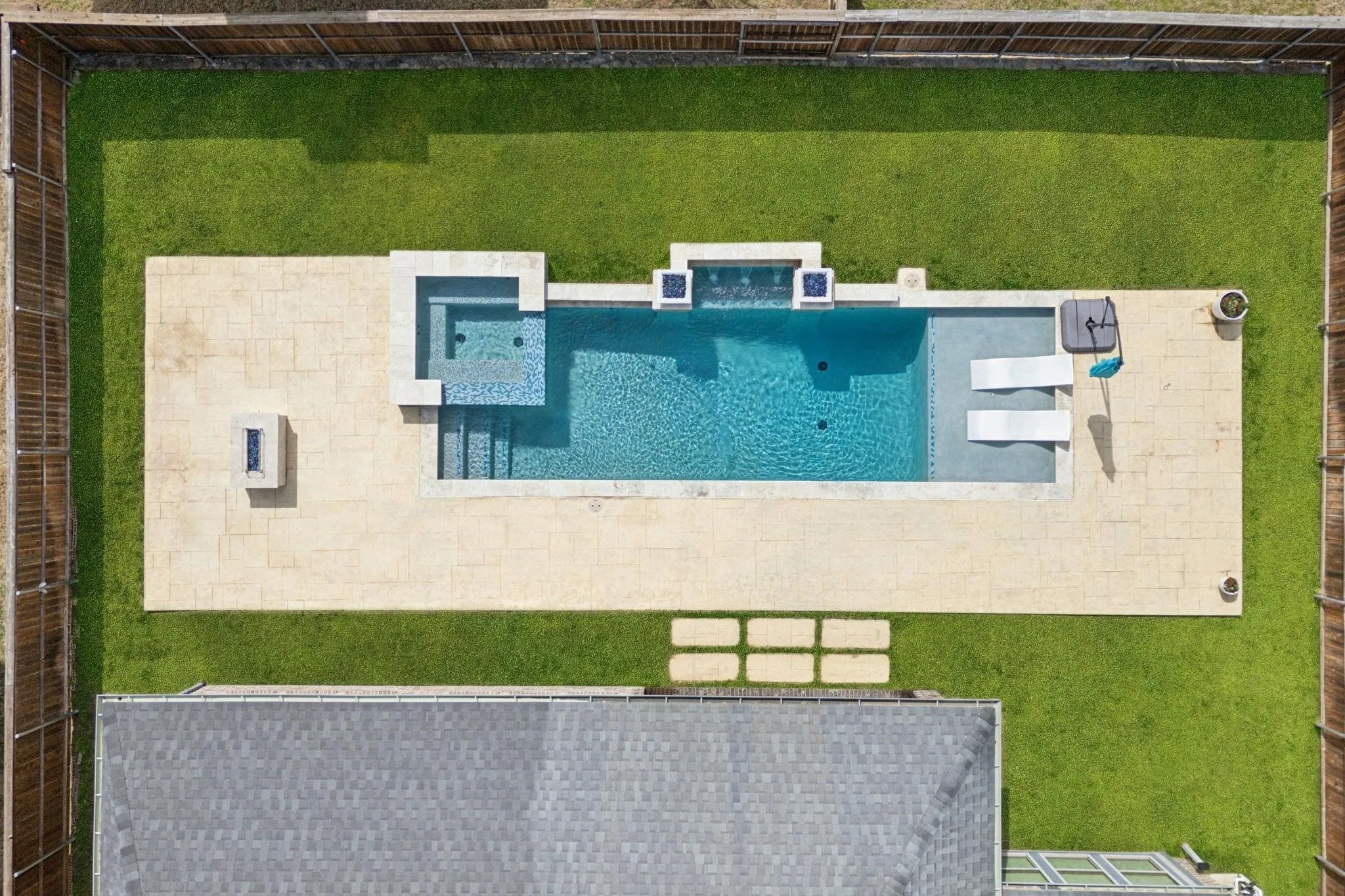 Single Family Residence For Sale in Collin County , 2713 Maverick Way, Celina, Texas 75009, 5 Bedroom, 5 Bathroom, 3 Garage spaces, 3,850 Sqft, built in 2018, mls#21387261, Real Estate Agent in Celina, Homes For Sale in Collin county, Homes For Sale in Celina, Realtor in Celina Texas, Real Estate Brokerage Independent Realty Texas, Luminita Cordes Realtor