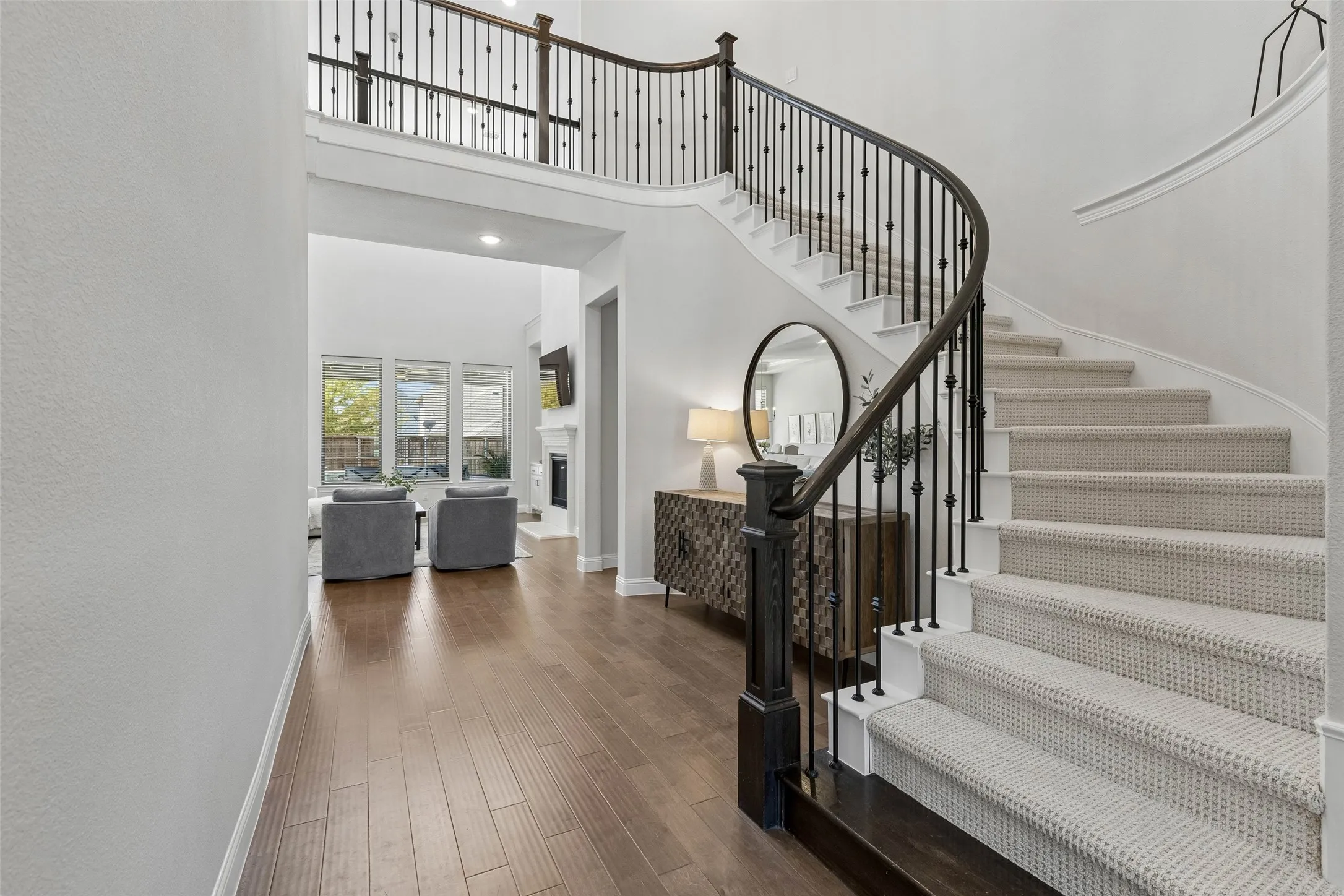 Single Family Residence For Sale in Collin County , 2713 Maverick Way, Celina, Texas 75009, 5 Bedroom, 5 Bathroom, 3 Garage spaces, 3,850 Sqft, built in 2018, mls#21387261, Real Estate Agent in Celina, Homes For Sale in Collin county, Homes For Sale in Celina, Realtor in Celina Texas, Real Estate Brokerage Independent Realty Texas, Luminita Cordes Realtor
