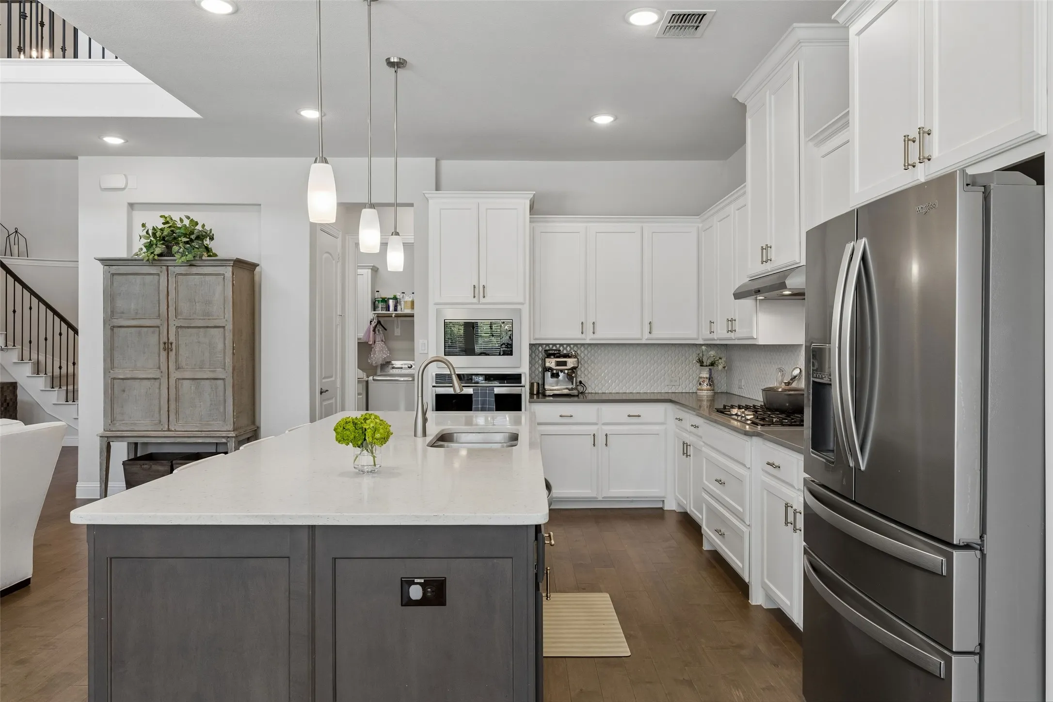 Single Family Residence For Sale in Collin County , 2713 Maverick Way, Celina, Texas 75009, 5 Bedroom, 5 Bathroom, 3 Garage spaces, 3,850 Sqft, built in 2018, mls#21387261, Real Estate Agent in Celina, Homes For Sale in Collin county, Homes For Sale in Celina, Realtor in Celina Texas, Real Estate Brokerage Independent Realty Texas, Luminita Cordes Realtor