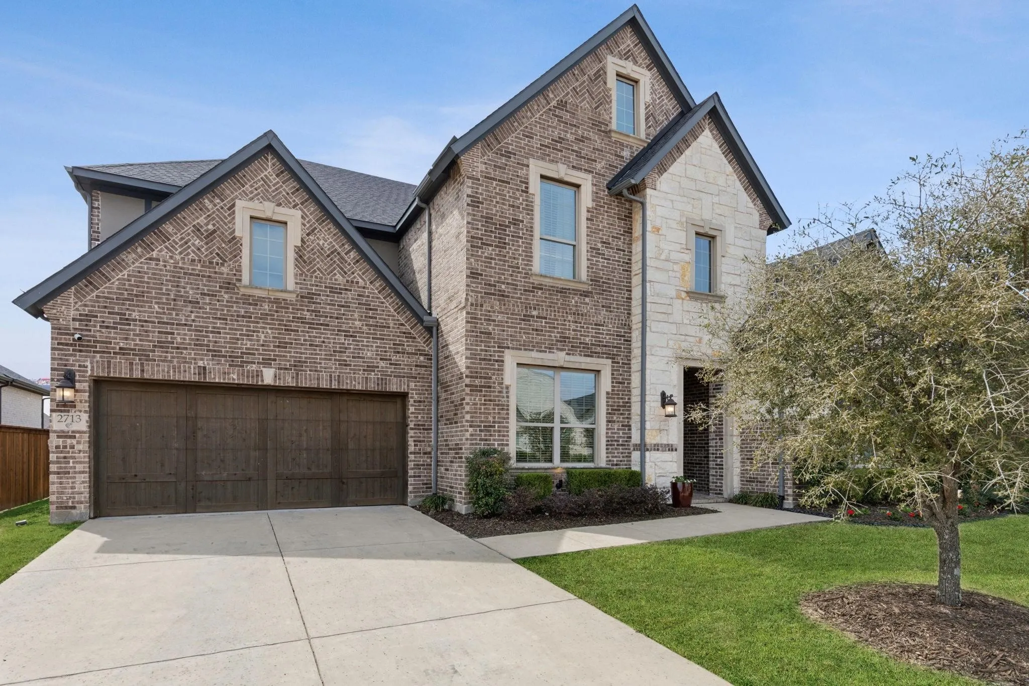 Single Family Residence For Sale in Collin County , 2713 Maverick Way, Celina, Texas 75009, 5 Bedroom, 5 Bathroom, 3 Garage spaces, 3,850 Sqft, built in 2018, mls#21387261, Real Estate Agent in Celina, Homes For Sale in Collin county, Homes For Sale in Celina, Realtor in Celina Texas, Real Estate Brokerage Independent Realty Texas, Luminita Cordes Realtor